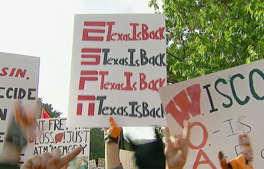 The Best College GameDay Signs From Ann Arbor