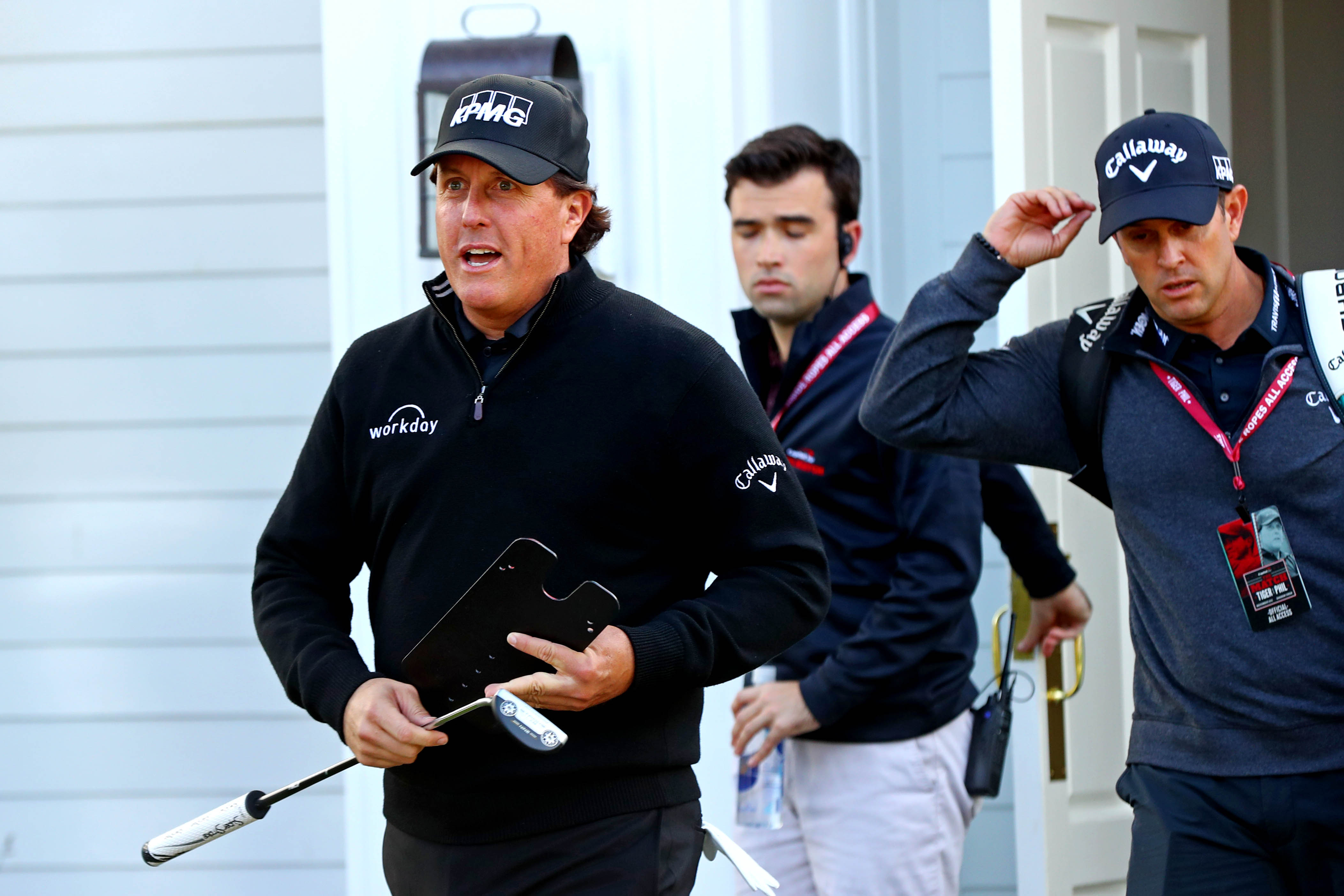 Tiger Woods Breaks Tradition For Phil Mickelson Match, Wears Red