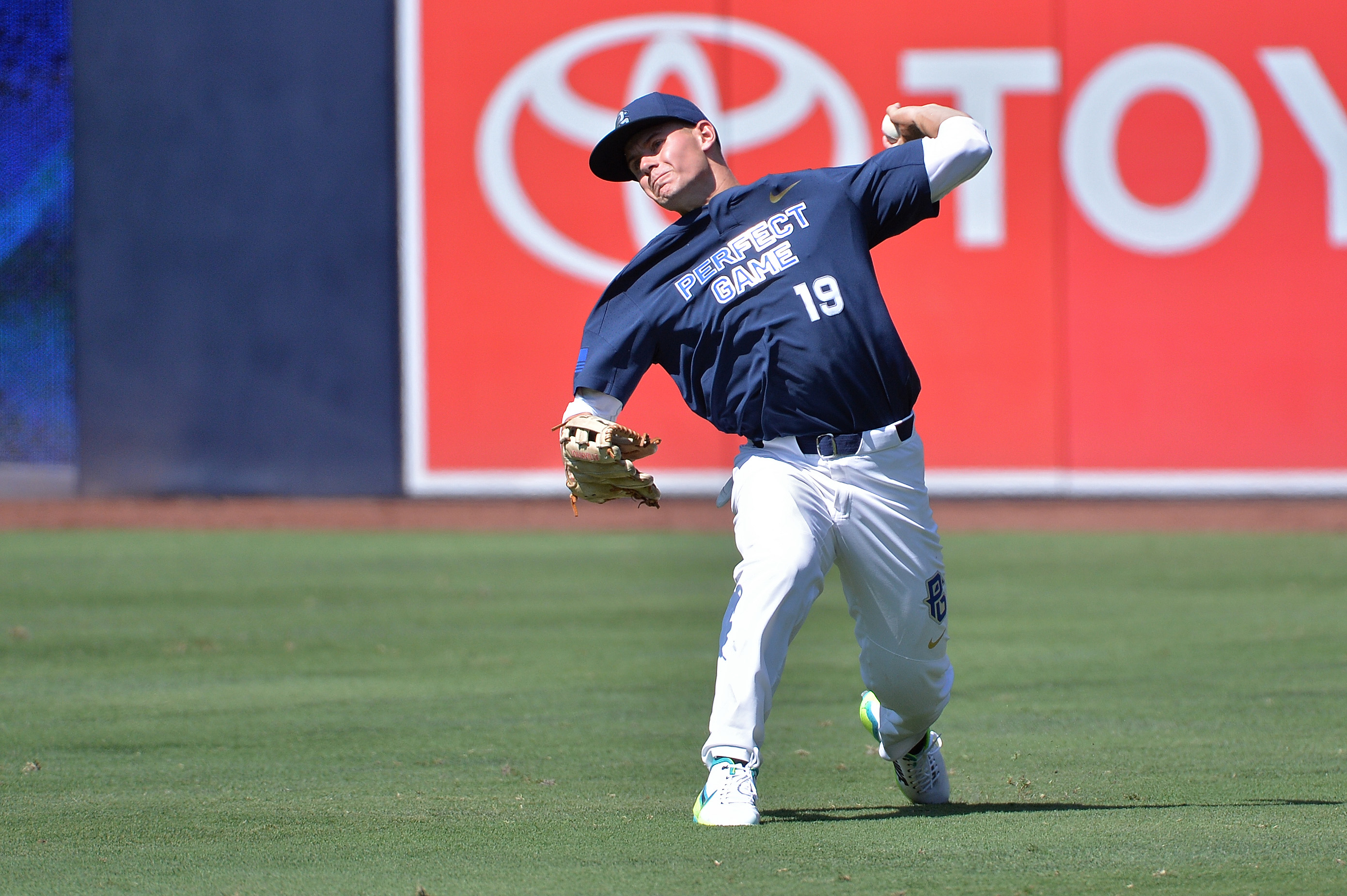 Mets trade Jarred Kelenic and others for Edwin Diaz and Robinson Cano -  Fake Teams