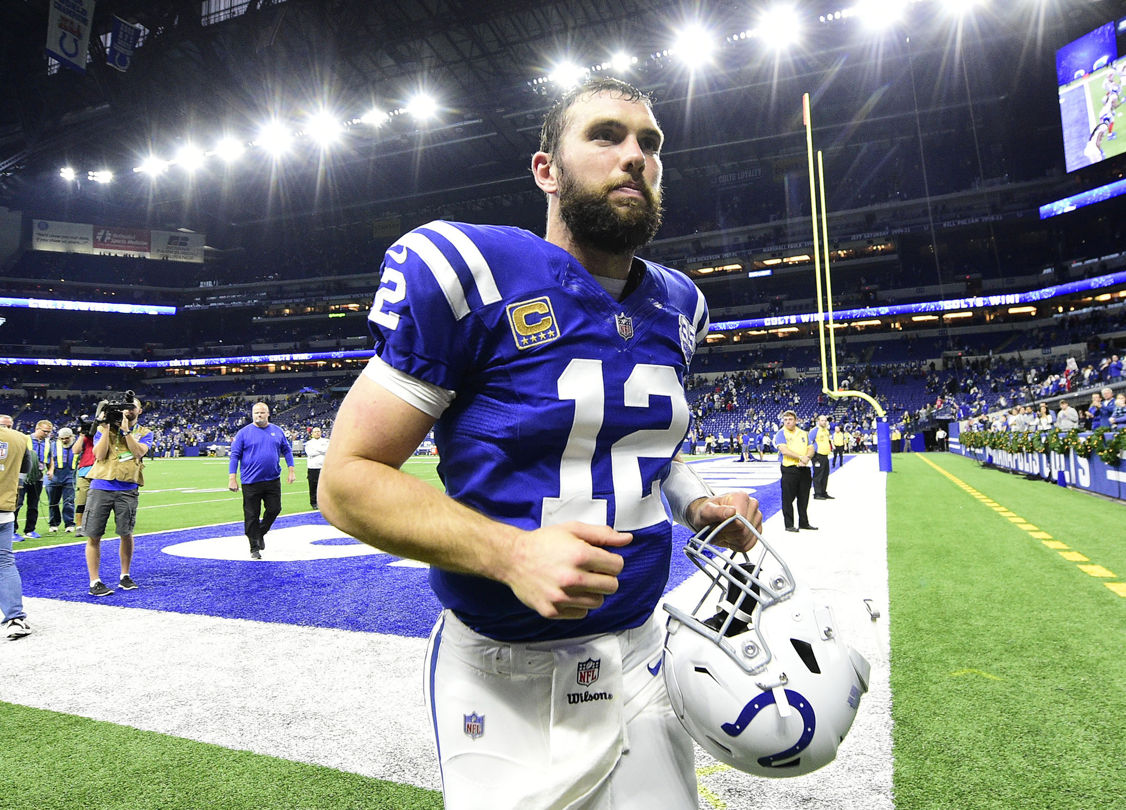 Week 17 NFL picks against the spread: Can Luck lead Colts to playoffs?