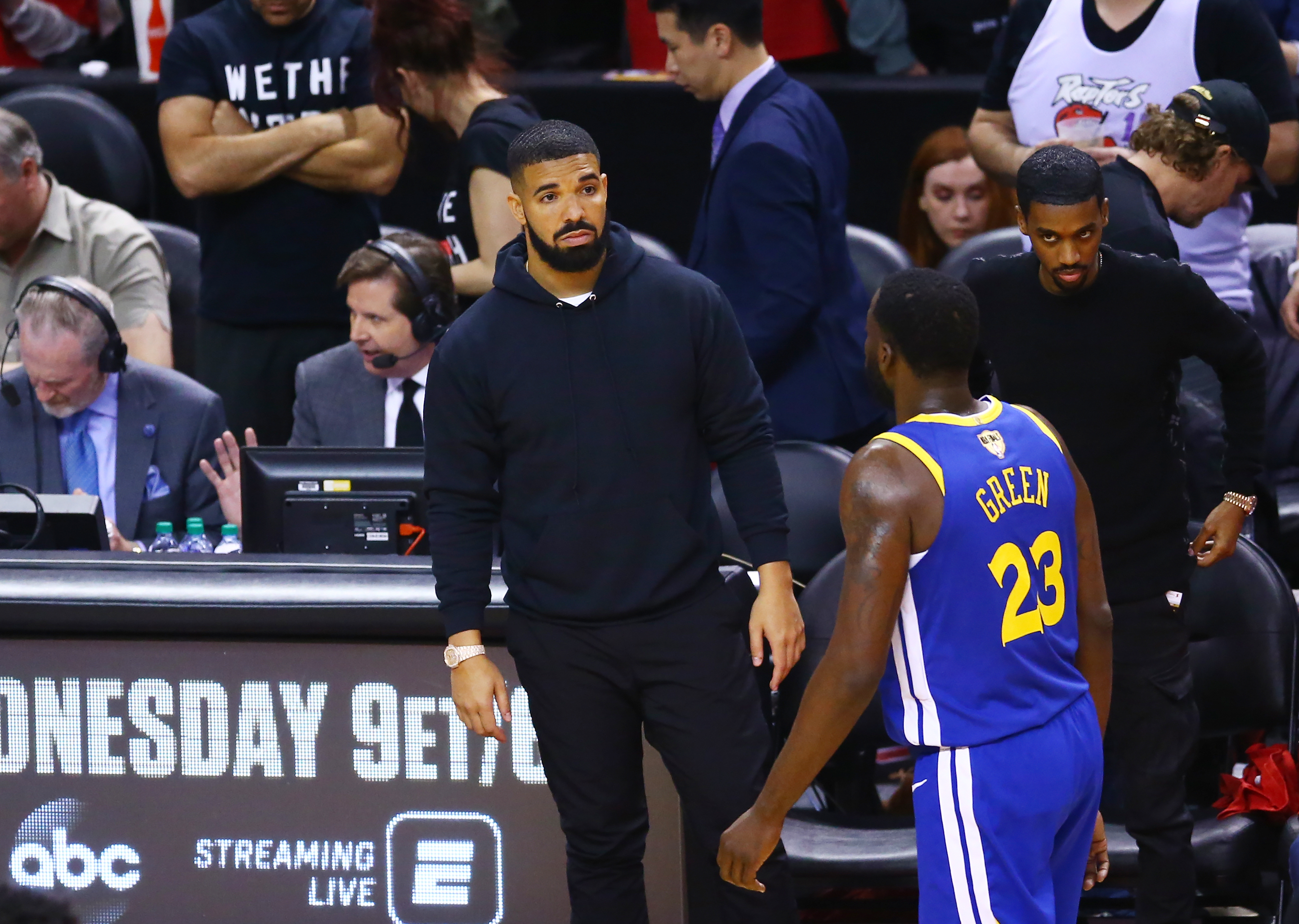 Drake Appears to Call Warriors Player Draymond Green 'Trash