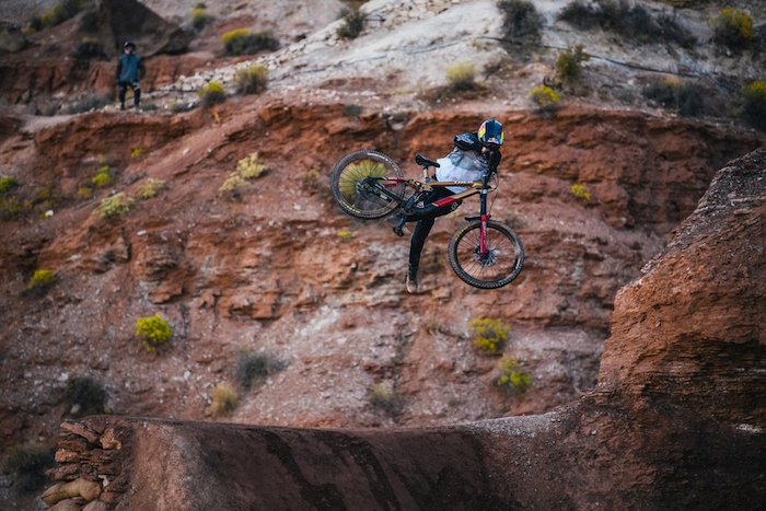 jurist at se Ged Watch: Insane ride wins Red Bull Rampage 2019