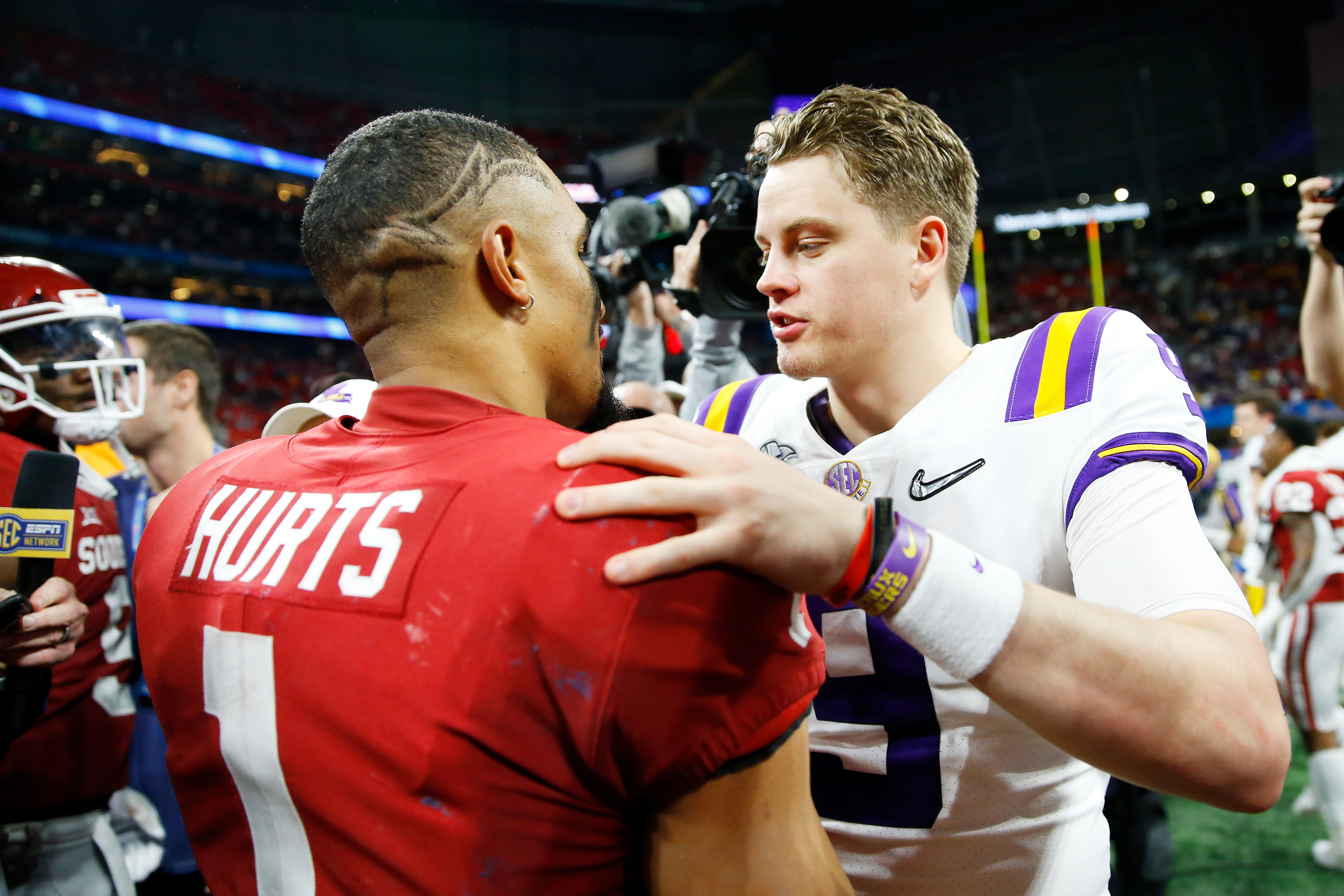 Tale of the Tape: Joe Burrow vs. Jalen Hurts