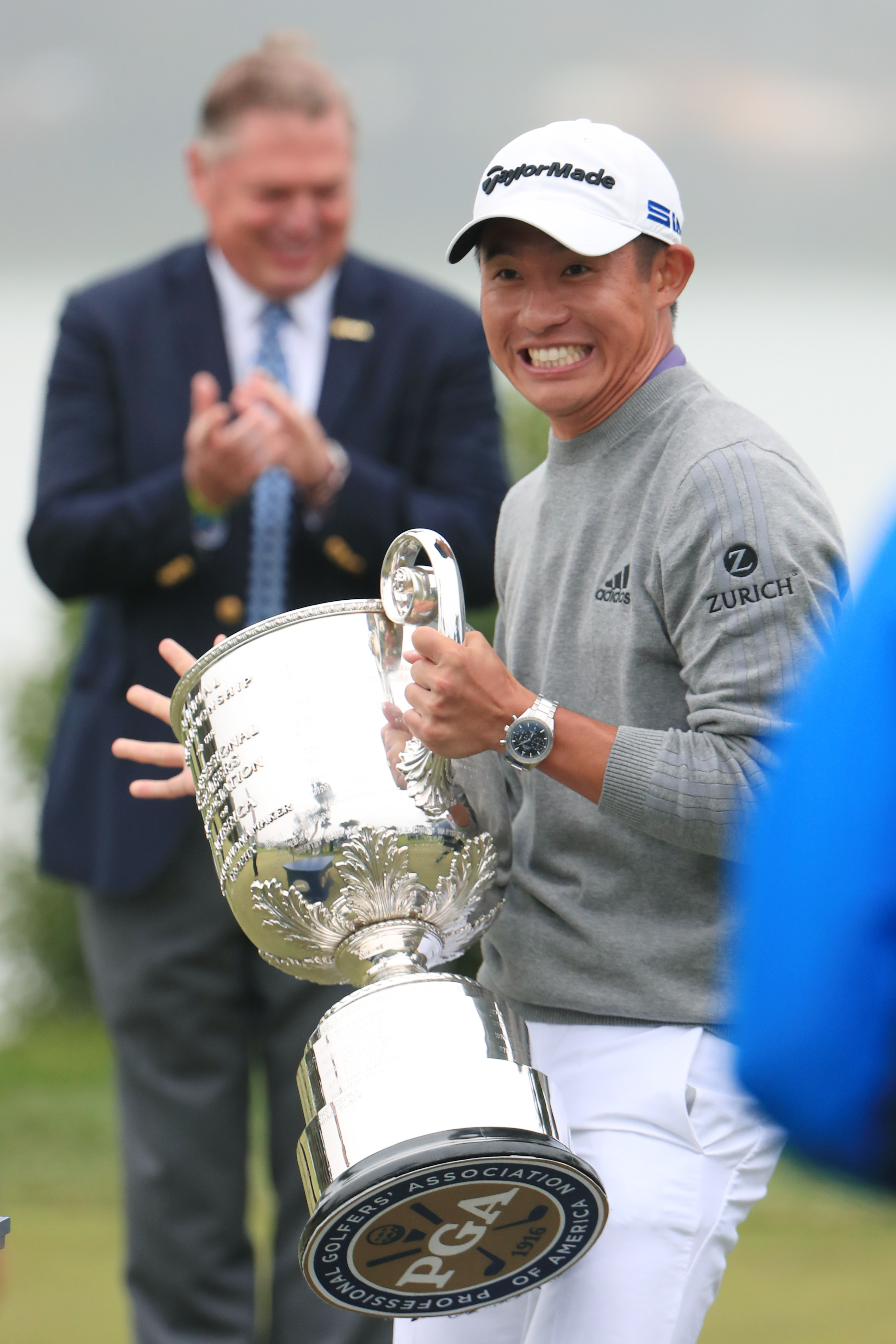 PGA Championship: Collin Morikawa drops top of trophy photos, videos