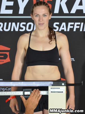 Sarah Kaufman off UFC Fight Night 27 card, will be rescheduled | MMA Junkie