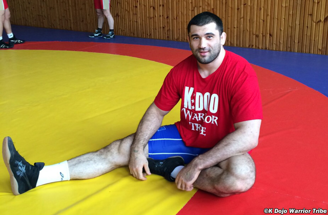 Bilyal Makhov, UFC heavyweight champ? Trainer says in six months, he beats  Velasquez