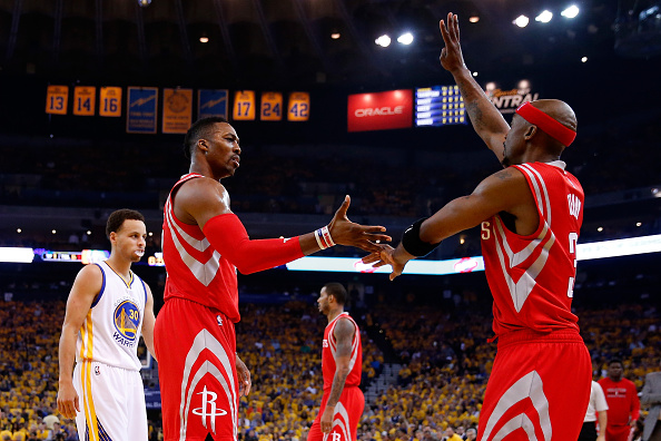during game two of the Western Conference Finals of the 2015 NBA PLayoffs at ORACLE Arena on May 21, 2015 in Oakland, California. NOTE TO USER: User expressly acknowledges and agrees that, by downloading and or using this photograph, user is consenting to the terms and conditions of Getty Images License Agreement.