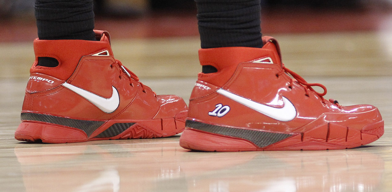 NBA sneakers of the night: DeMar DeRozan debuts new Kobe 1 and more ...