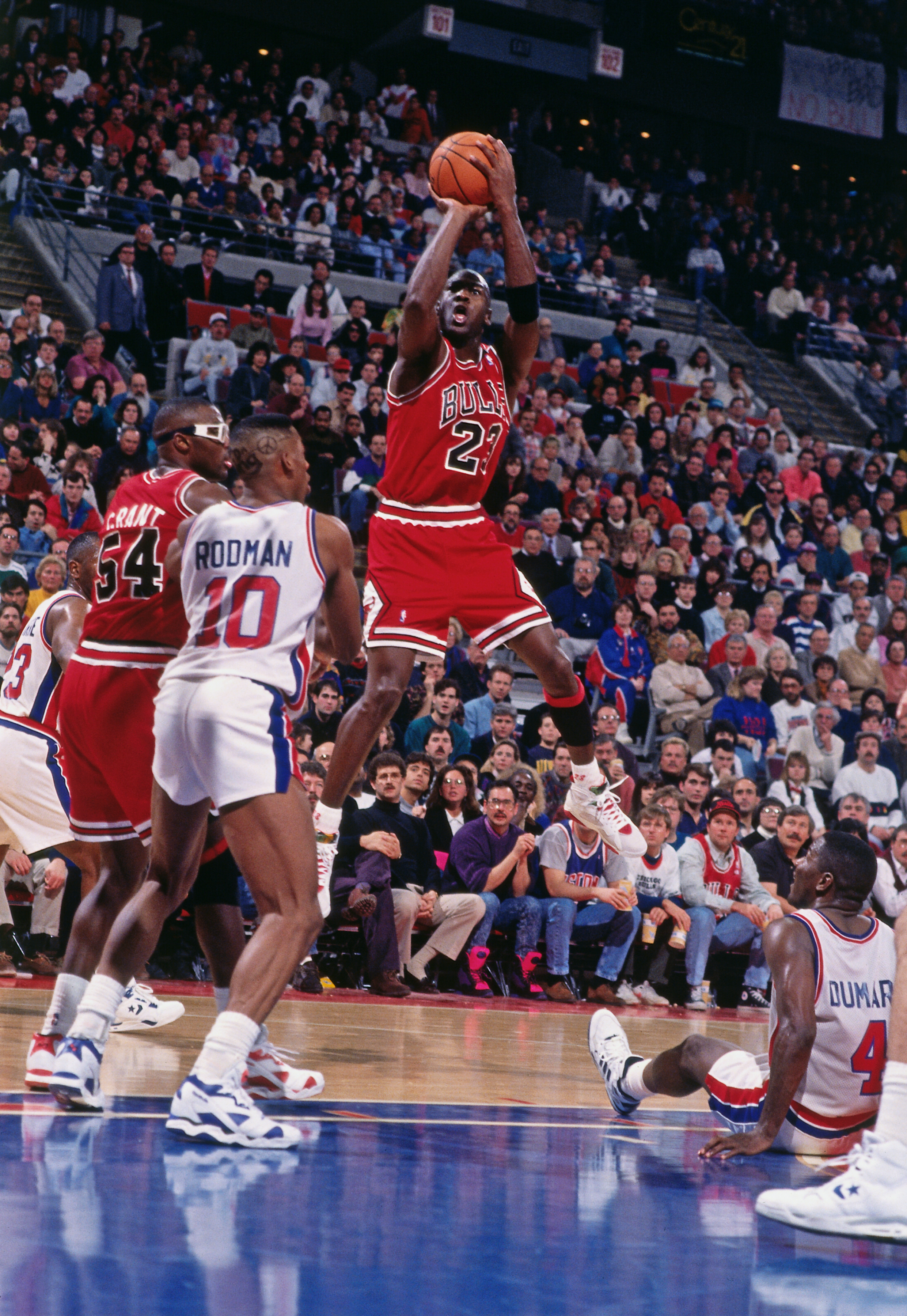 The 23 Most Unforgettable Moments From Michael Jordan’s Career ...