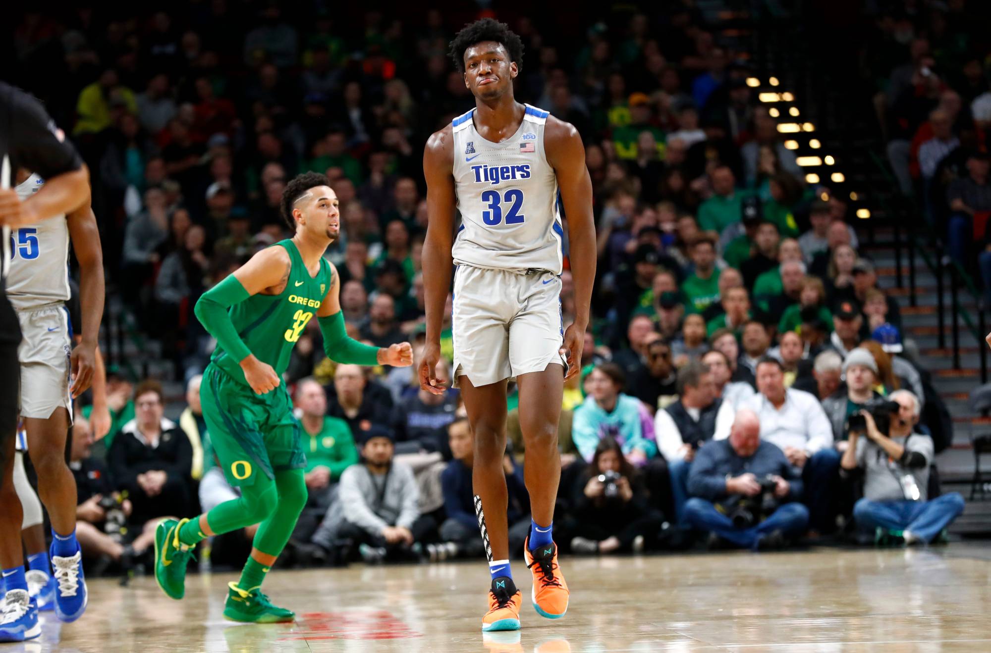 NBA draft: James Wiseman, RJ Hampton draw crowds in Memphis - Sports  Illustrated