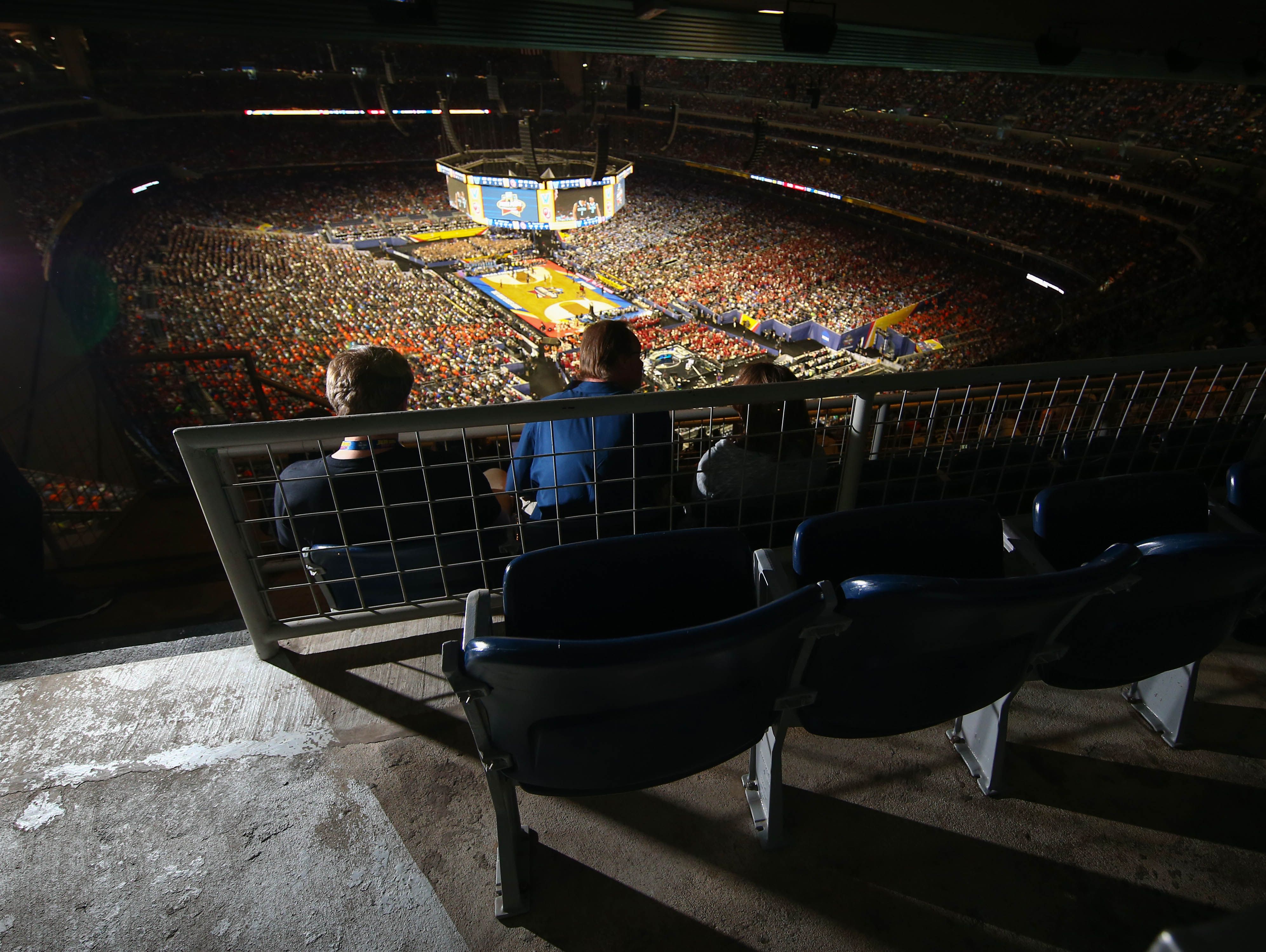 The Worst Seats In The House At The Final Four USA TODAY Sports   635952735727897909 Usp Ncaa Basketball Final Four Villanova Vs Oklah 80940124 