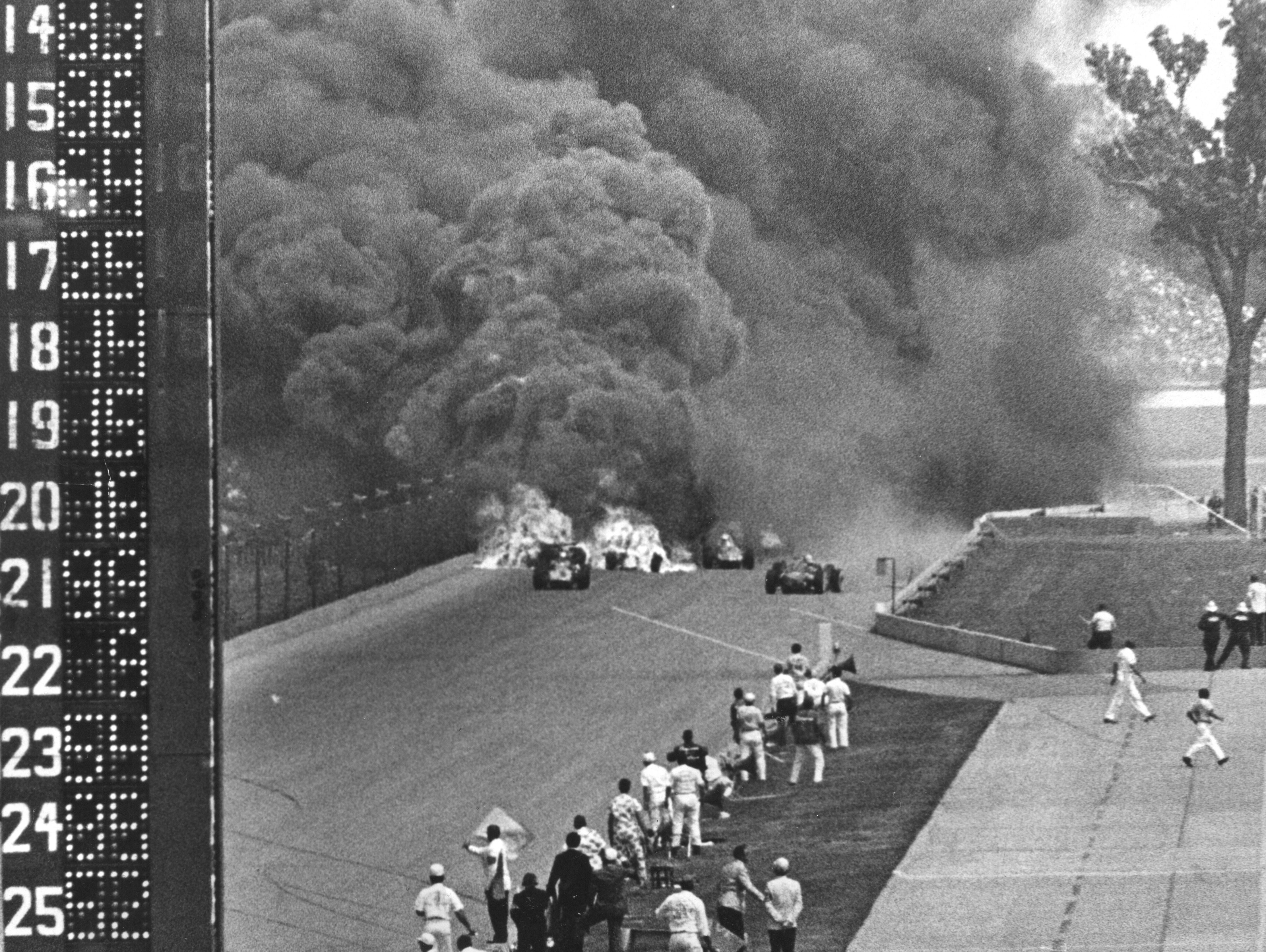 Flashback Deadly inferno takes luster from Foyt’s win in 1964 Indy 500