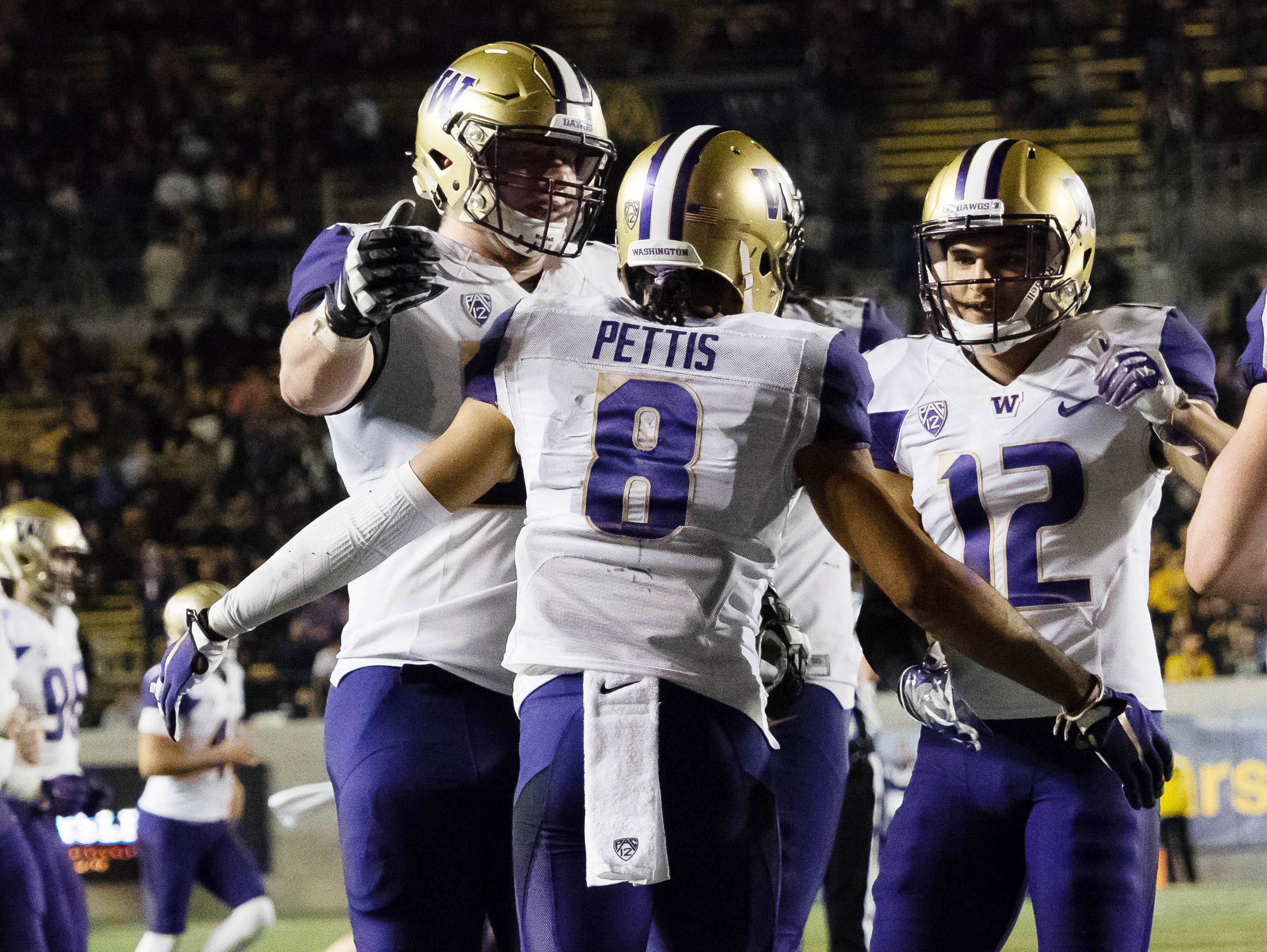 Washington cracks top four in College Football Playoff top 25 rankings