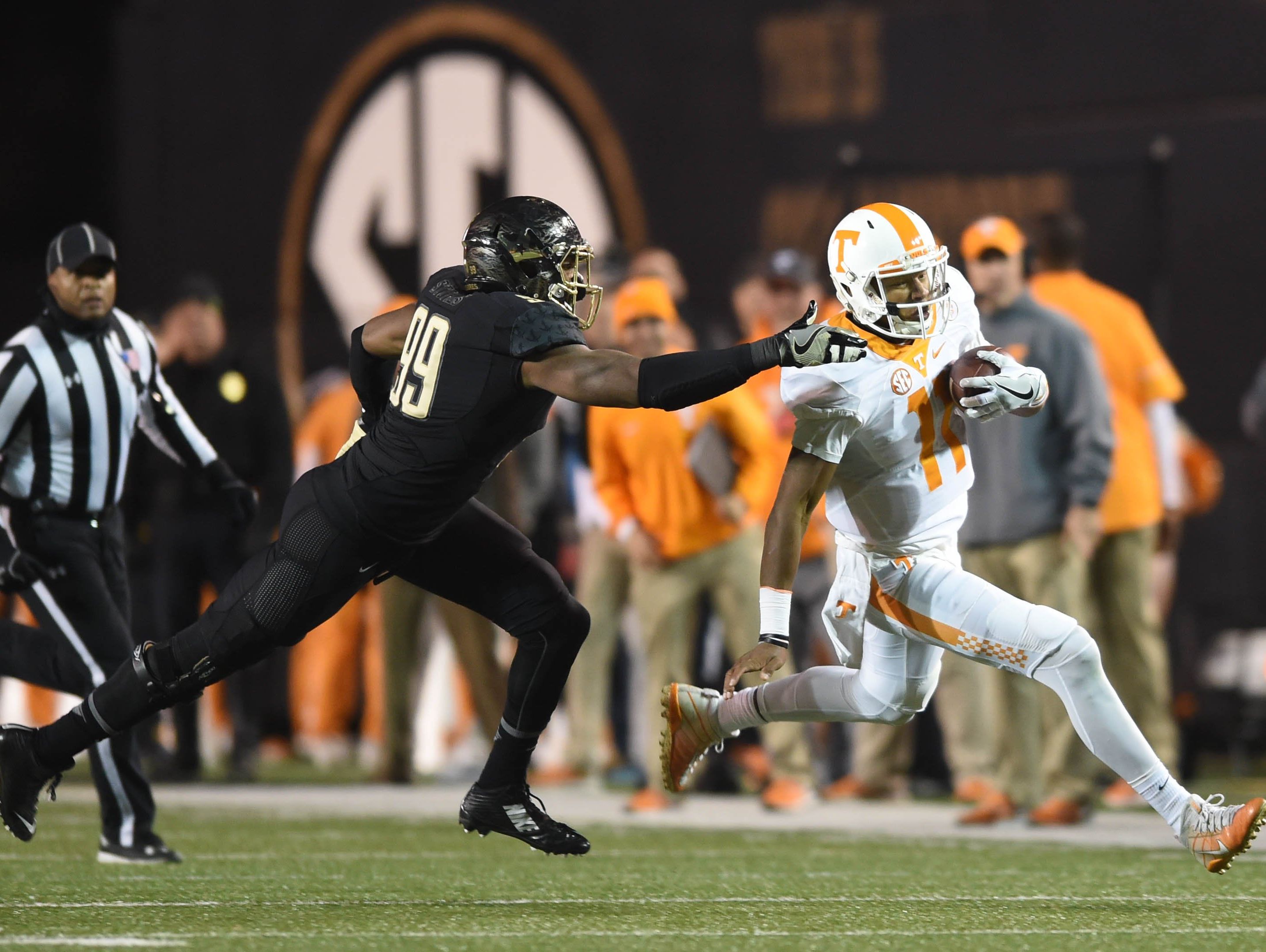 Can Joshua Dobbs Play Qb In The Nfl? 