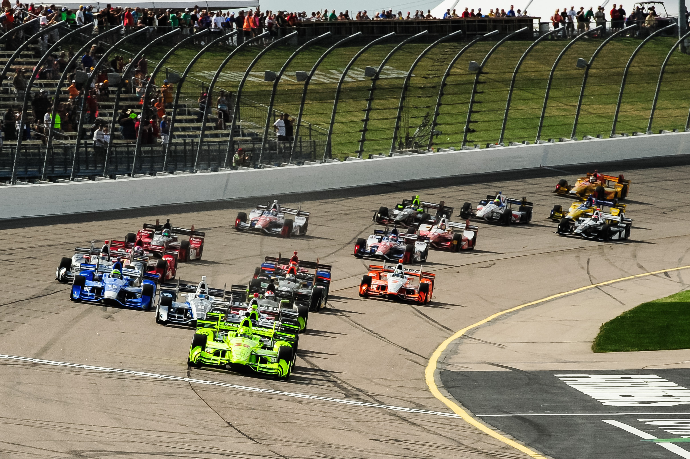 Ayello Five things to follow in the IndyCar race at Iowa Speedway