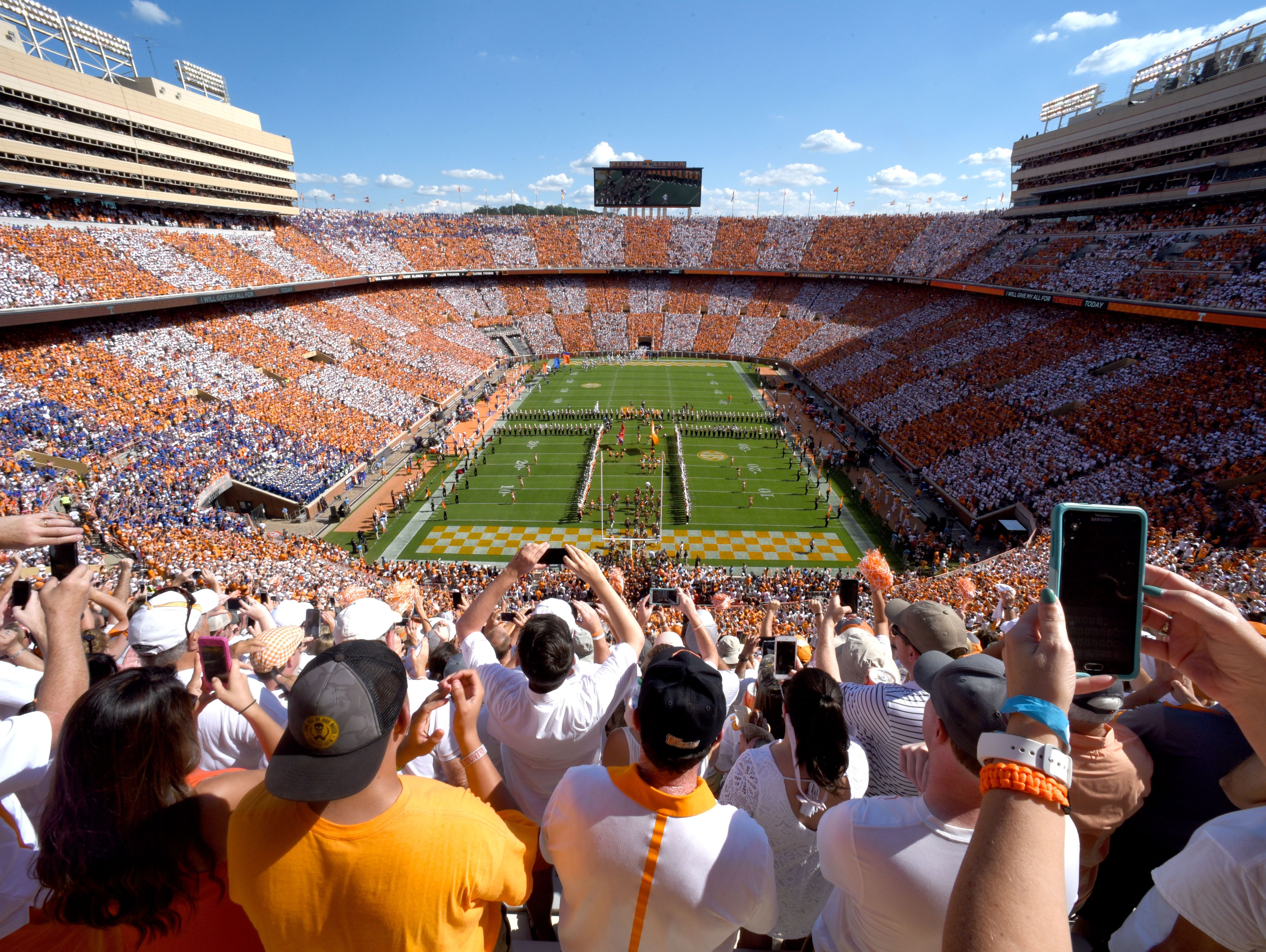 Tennessee Vols Fans To ‘checker Neyland In Saturdays Game Against