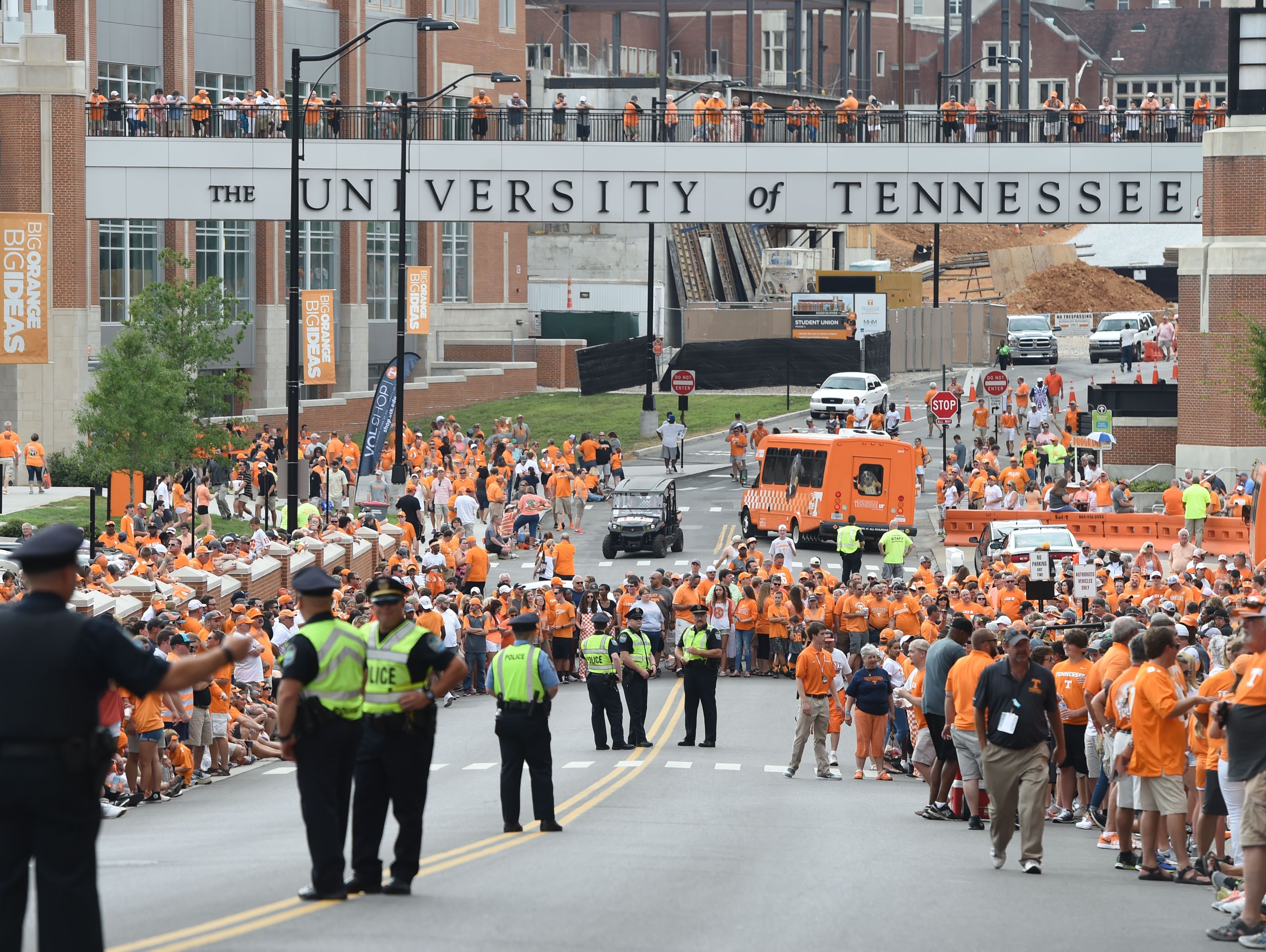 How to make the most of Tennessee Vols football games in Knoxville