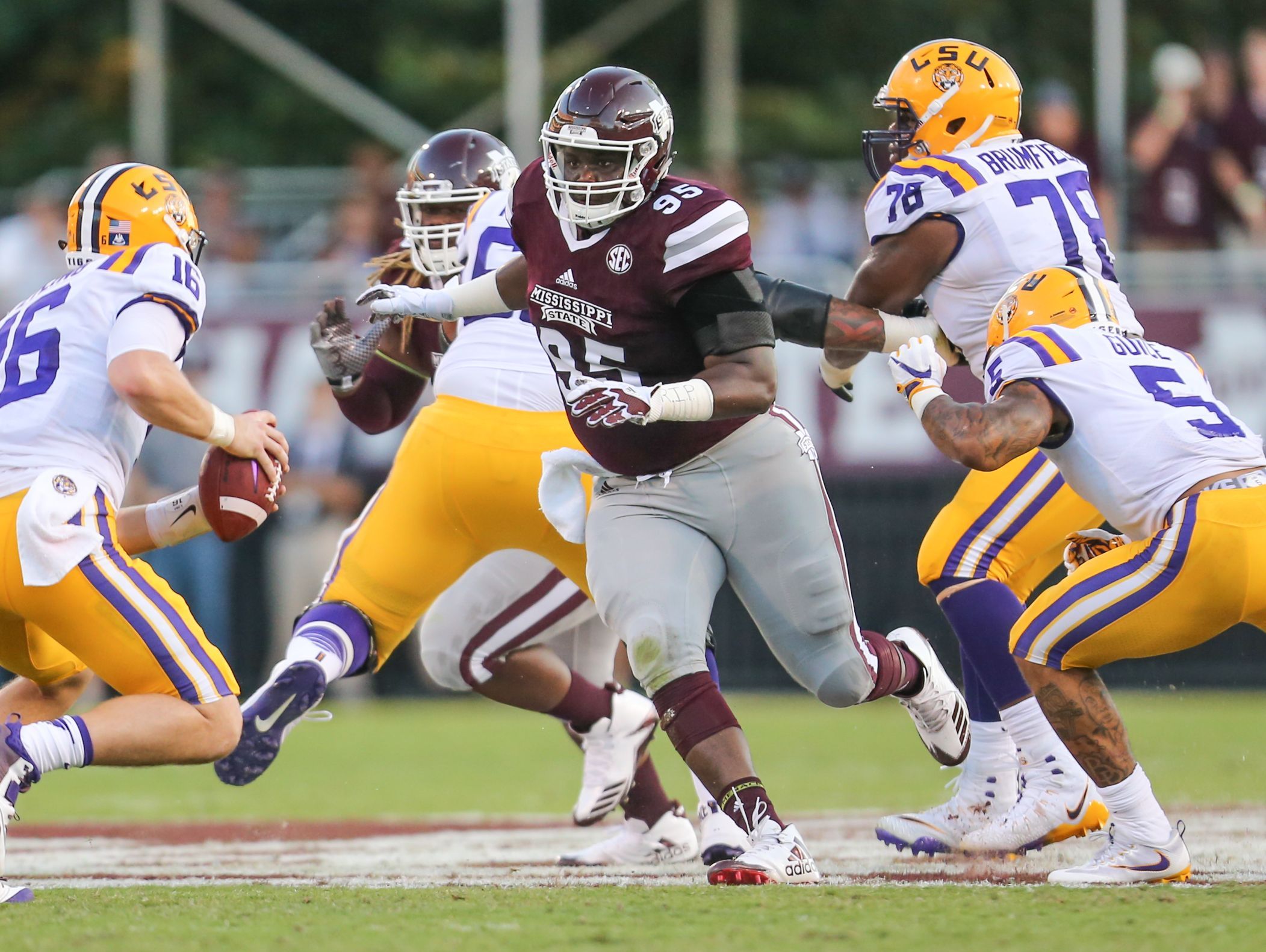 Mississippi State’s defensive front and offensive line may give it edge