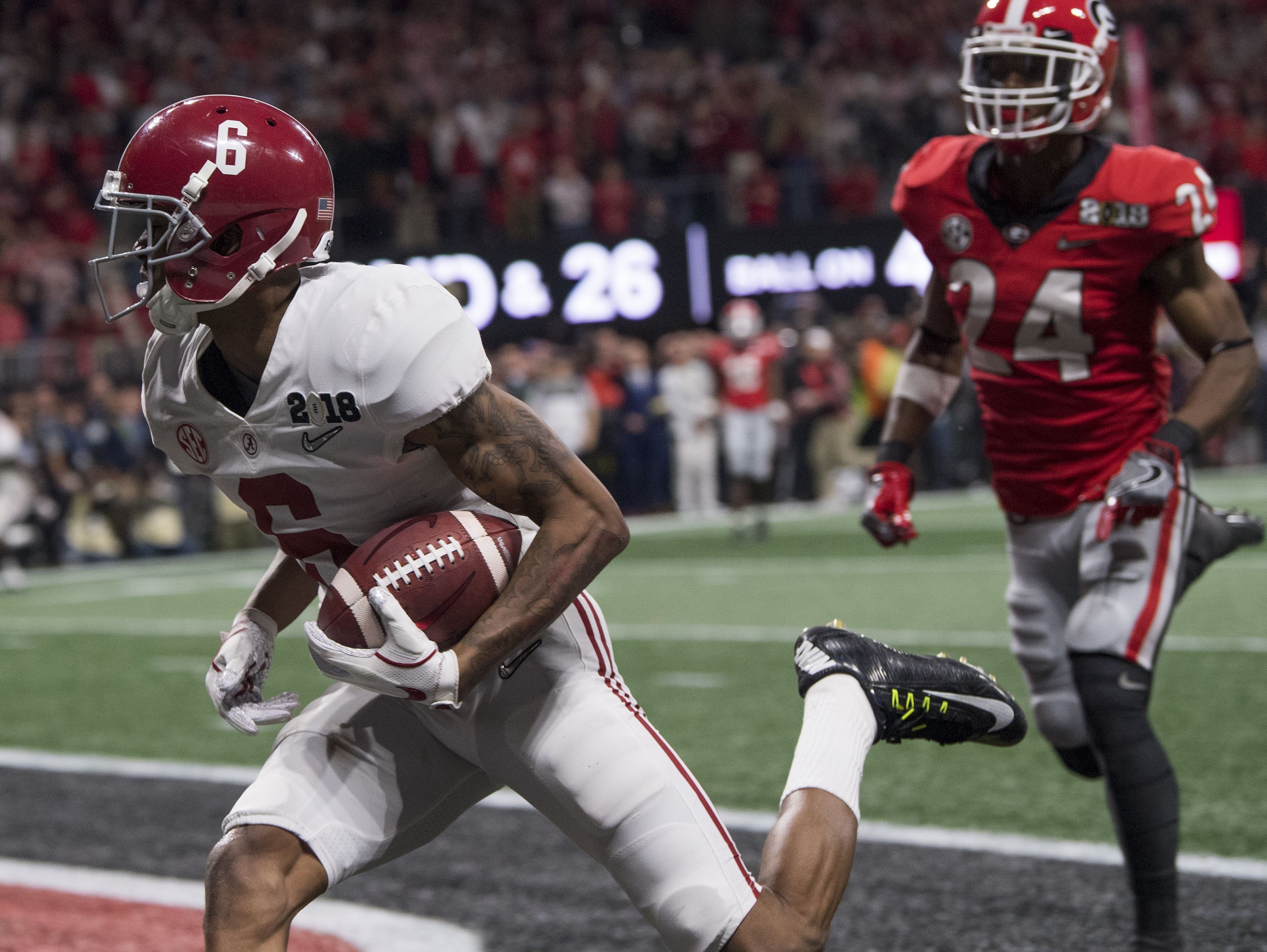 View Alabama Football Devonta Smith Wallpaper Images