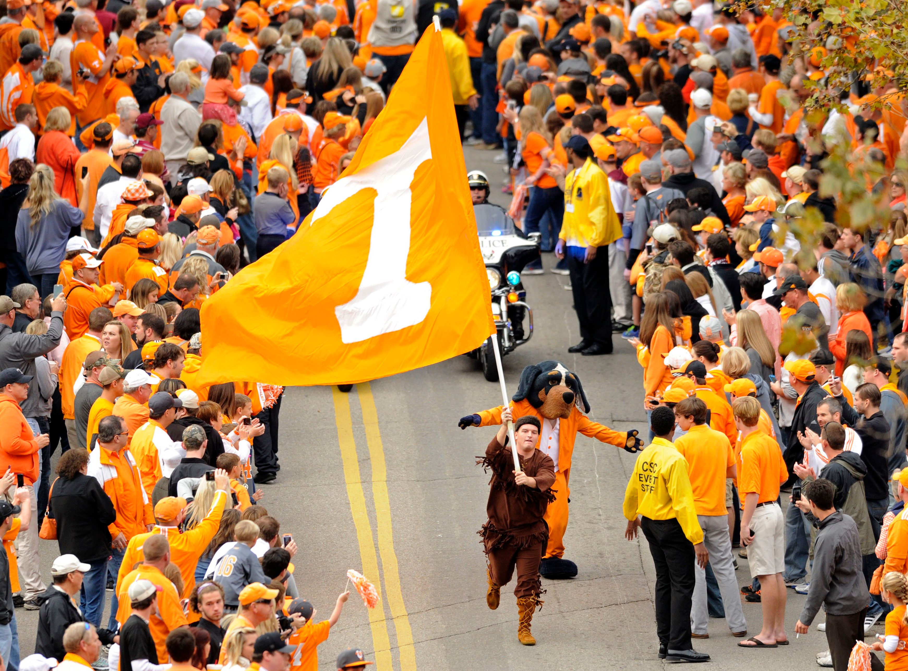 UT Vols football fan guide What to know about tickets, parking, Vol