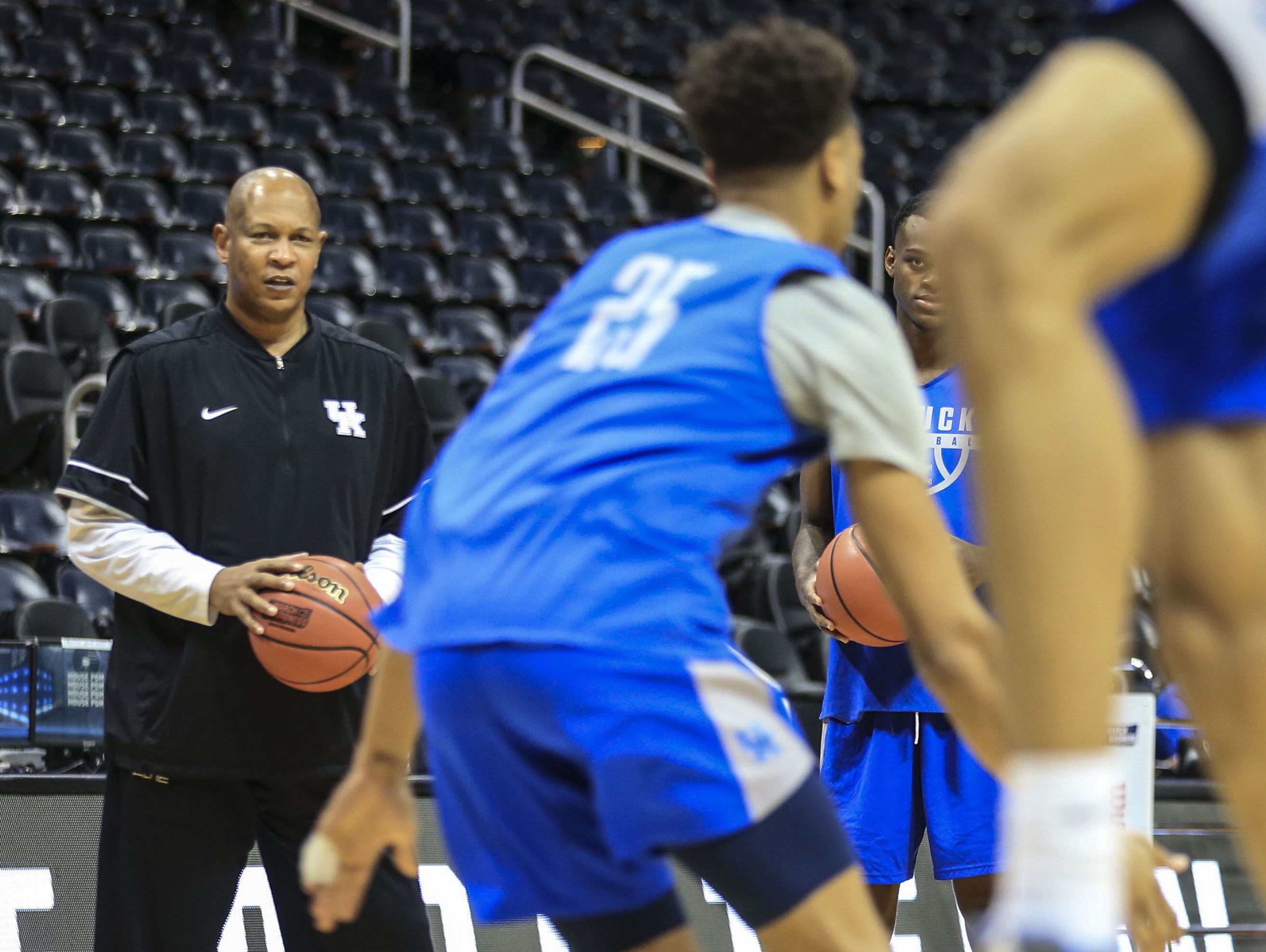Uk’s Kenny Payne Signs New Contract Will Make More Than 9 Ncaa Tourney