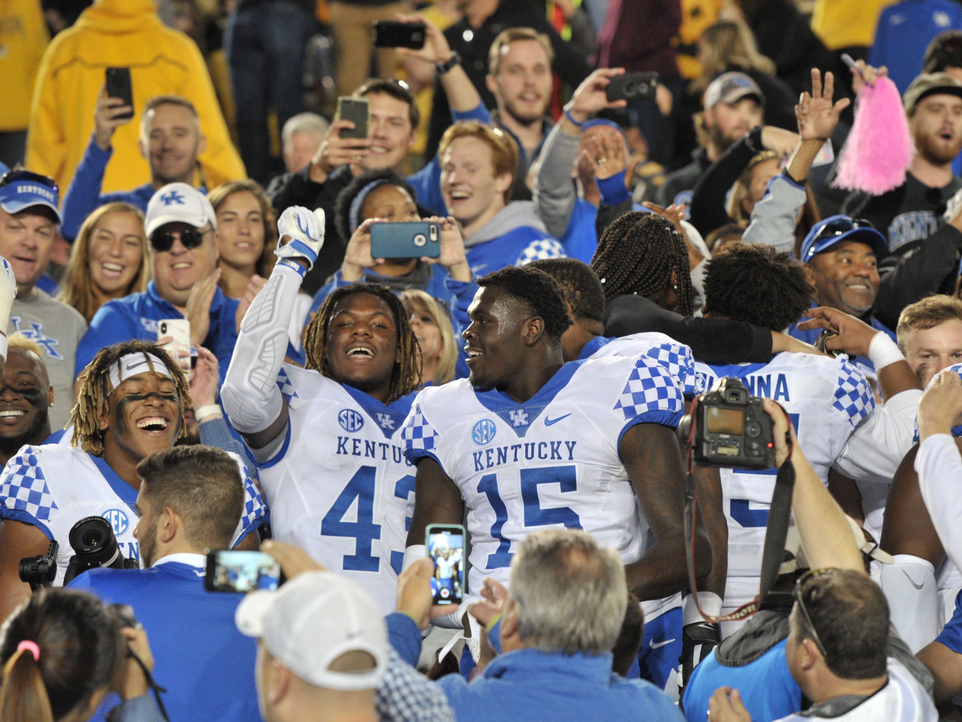 Kentucky football beats Missouri on C.J. Conrad touchdown with time ...