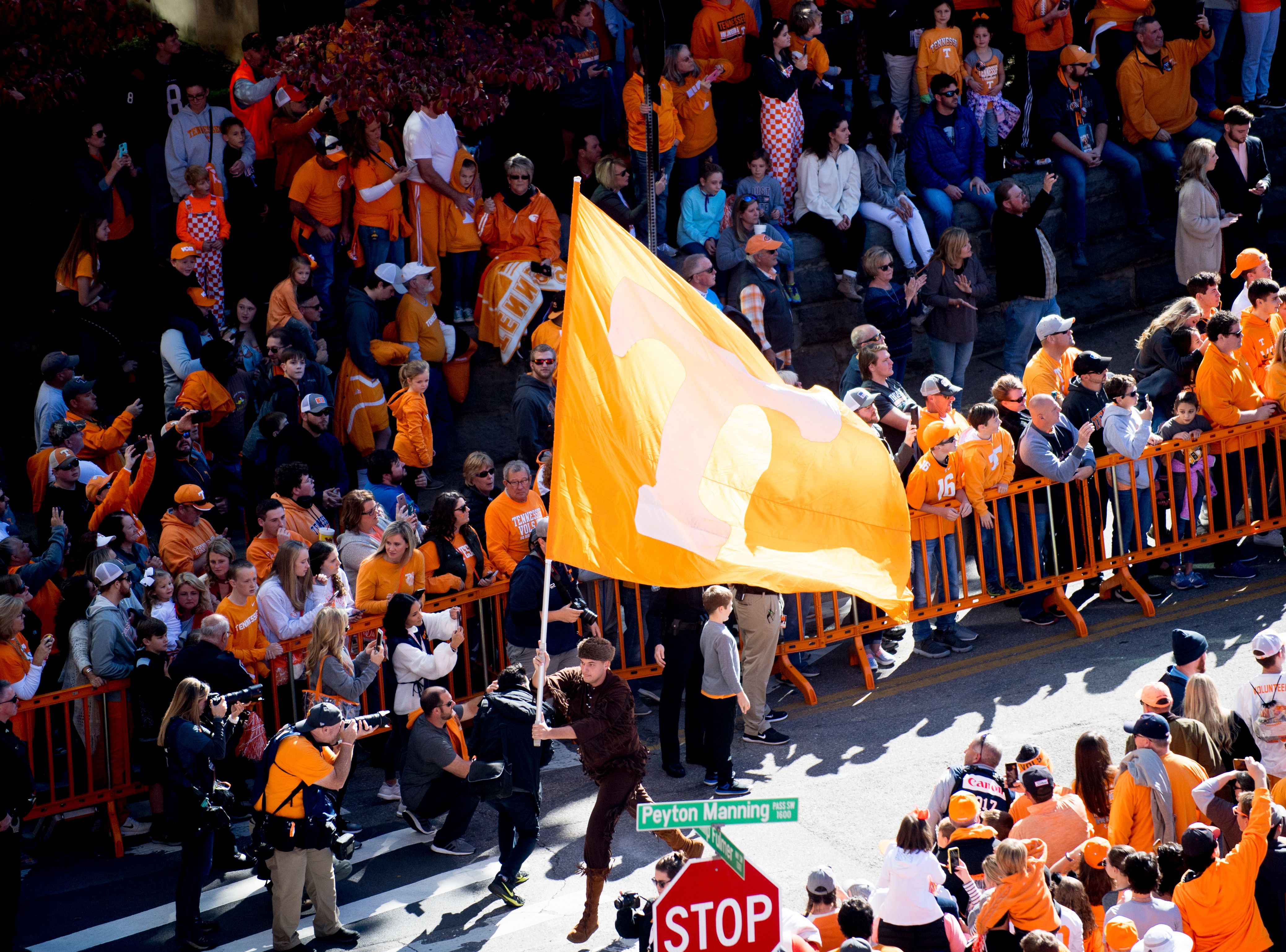 What time is the Vol Walk on Saturday for Tennessee football vs