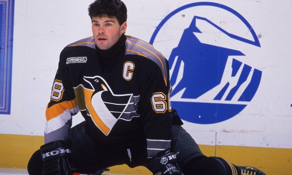 #TBT to the time the Penguins almost introduced this heinous looking design as their third jersey for the 1994-1995 season