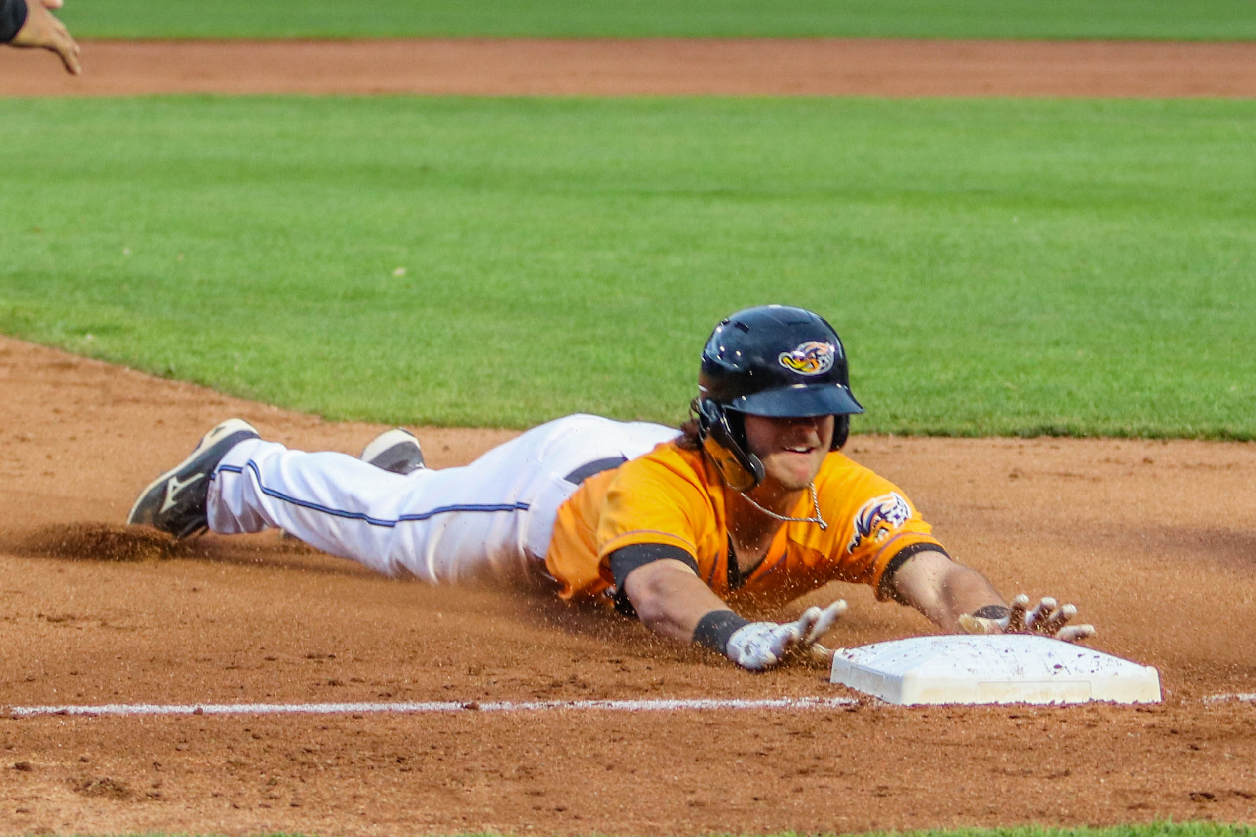 CPBL Stats] Cleveland Indians' prospect 朱立人 (Chu Li-Jen) has