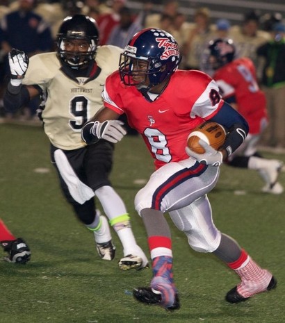 Darrell Henderson 8 South Panola High School Tigers Red Football