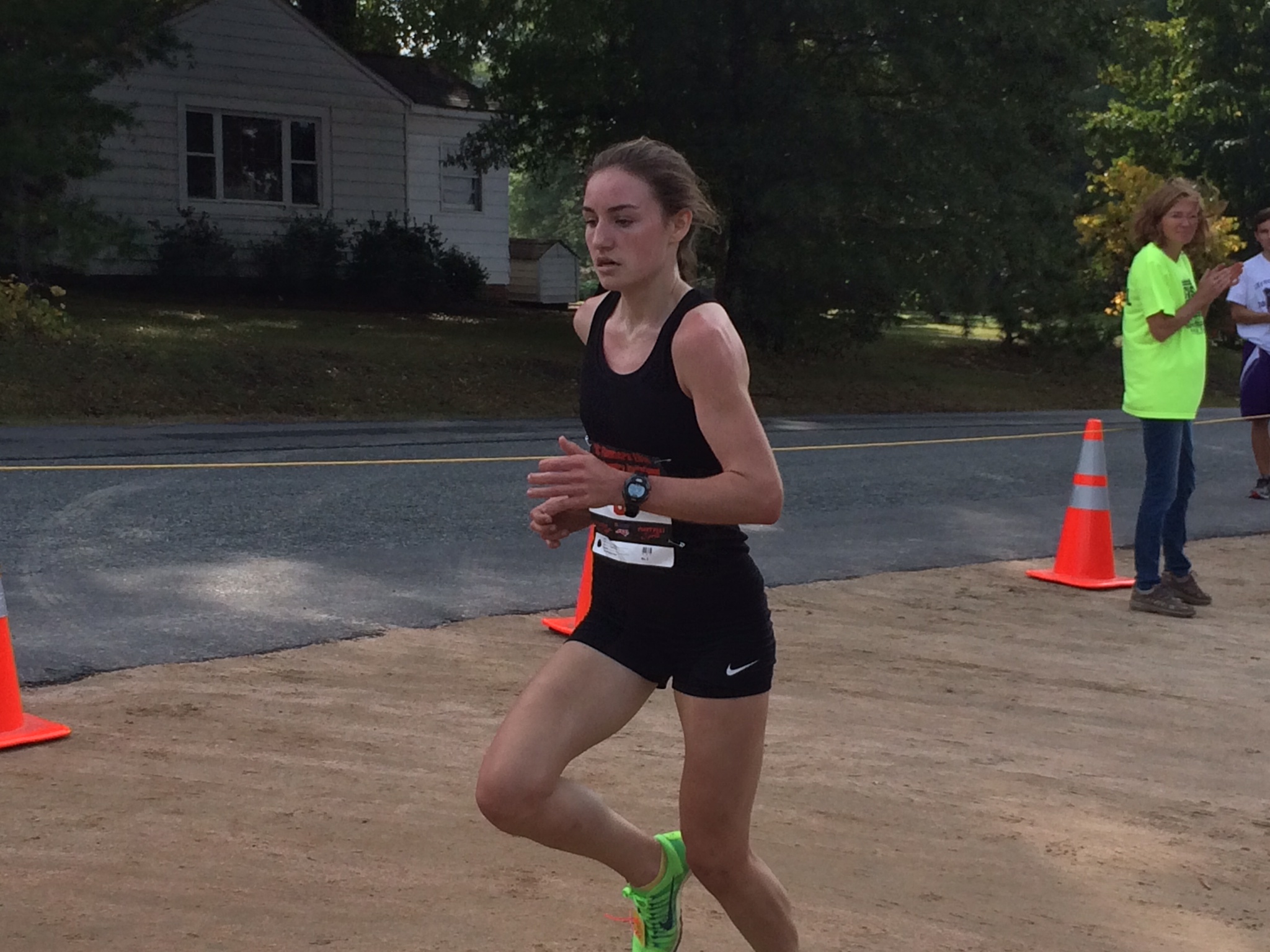 Ravenscroft School (Raleigh, N.C.) senior Ryen Frazier will contend for the girl’s national title in her first appearance at the Foot Locker Cross Country Championship finals on Dec. 13. | Photo courtesy of Tammy Palmer