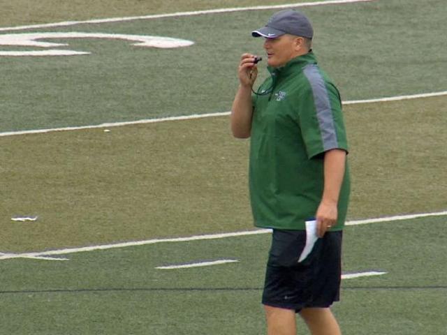 Report: Waxahachie ISD made special provisions to hire former Cowboys  quarterback Jon Kitna