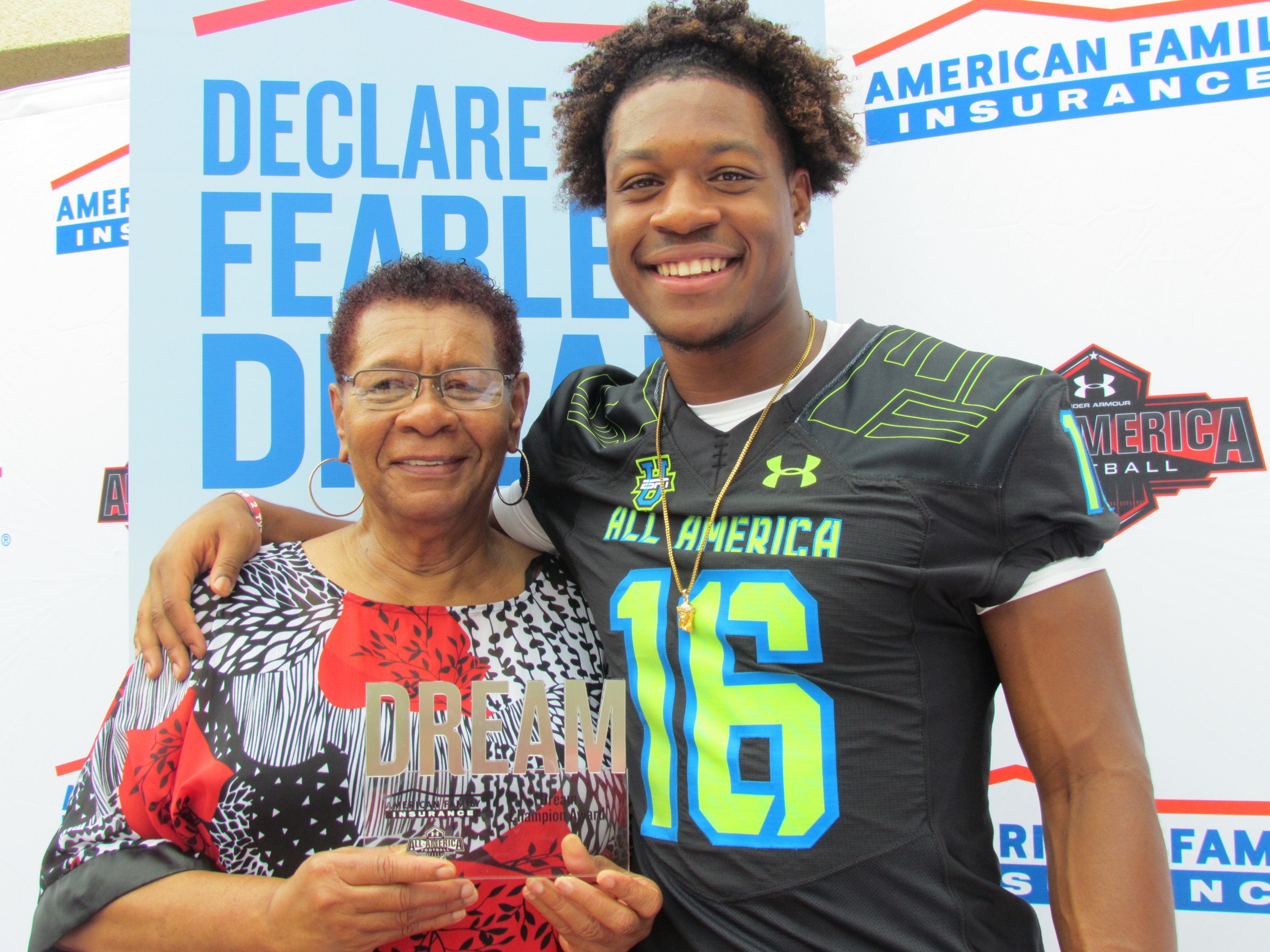 N'Keal Harry gets Under Armour All America jersey and then posts big game  for Chandler (Ariz.)