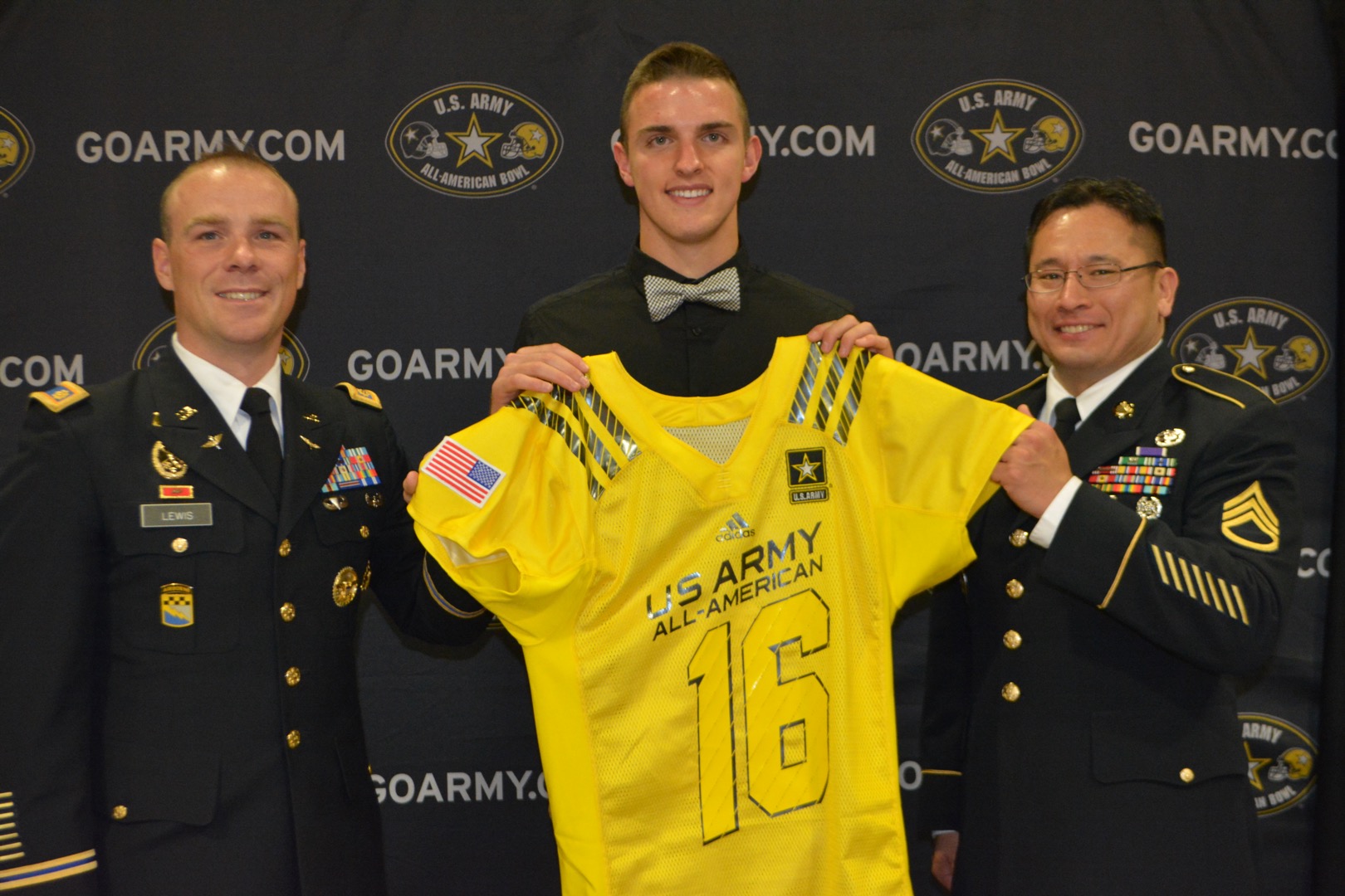 Four Army All-Americans honored with jerseys