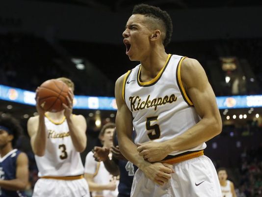 Kickapoo senior Cameron Davis scored 21 points in a 71-64 Chiefs win over Bolivar on the final day of the Bass Pro Tournament of Champions. (Photo: Guillermo Hernandez Martinez/News-Leader)