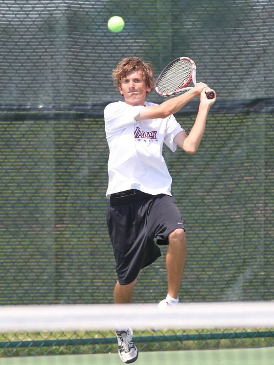 West Des Moines Valley tennis player Nicholas Fifield (Photo: Register file photo)