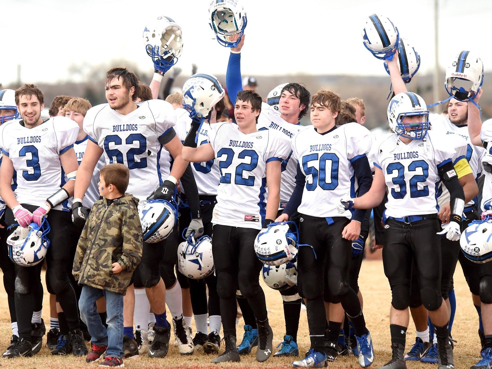 Townsend Football Team Wearing A Bull’s Eye In Class B | USA TODAY High ...