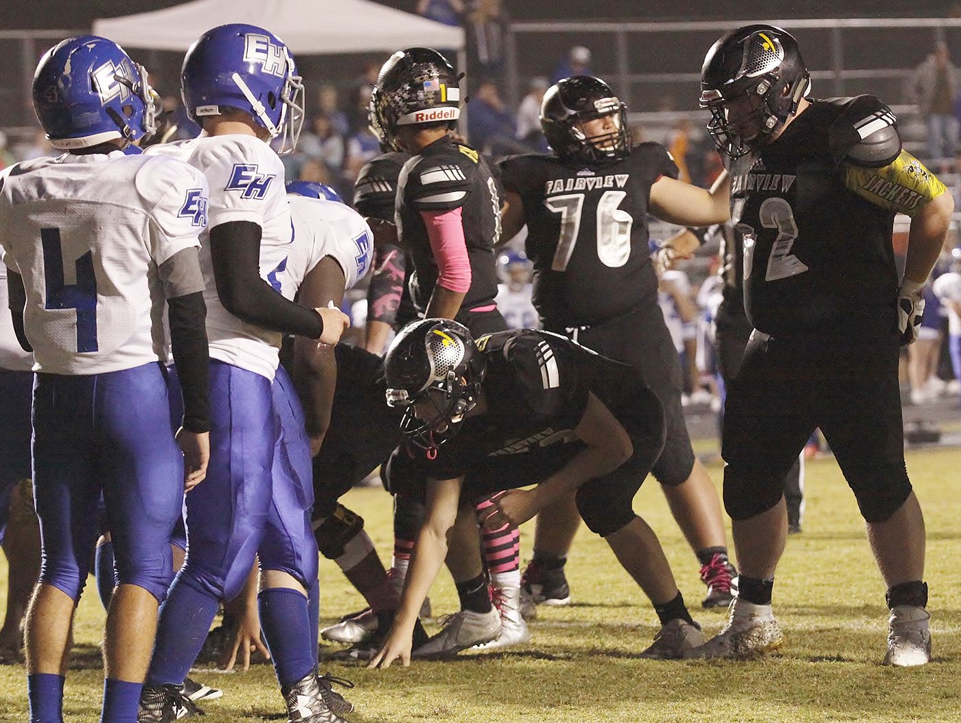 Football roundup: Jackets run wild on Red Hawks, Cougars win