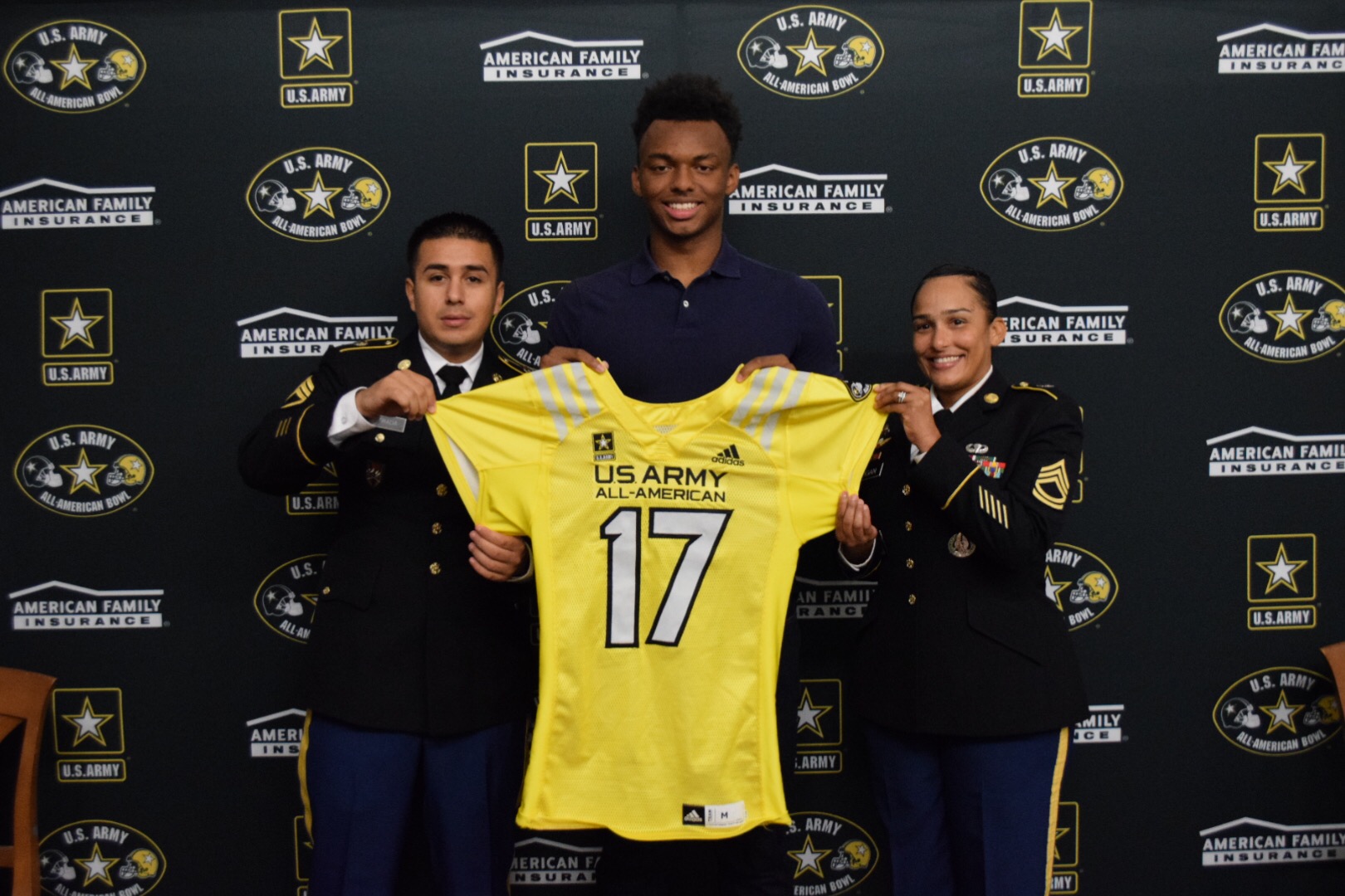 Oklahoma commit Creed Humphrey receives U.S. Army All-American