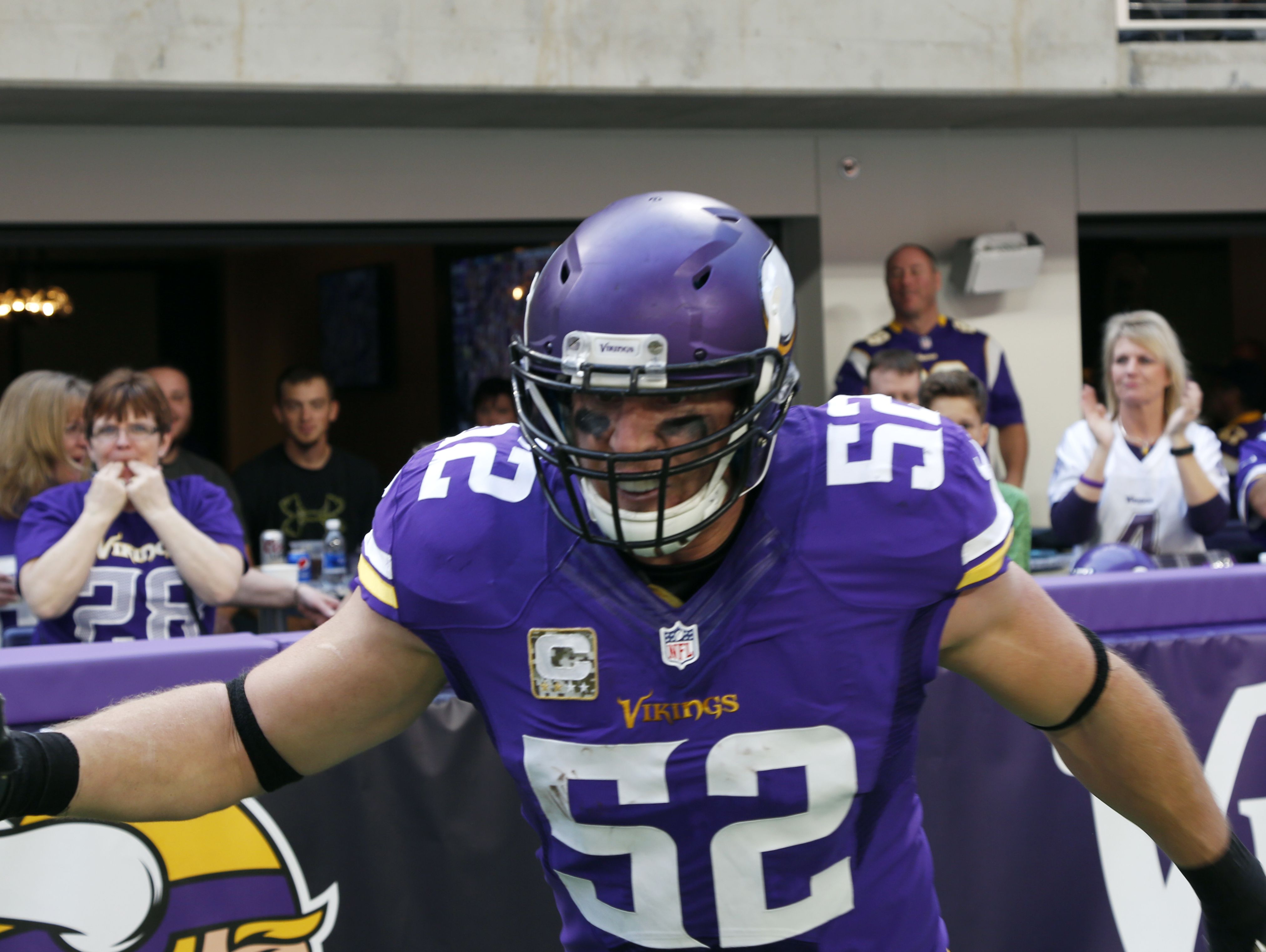 Minnesota Vikings linebacker and Mount Vernon native Chad Greenway was tabbed South Dakota's Celebrity Athlete of the Year for 2016.