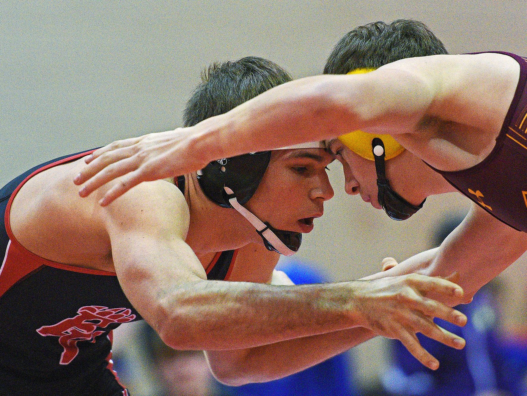 Brandon Valley's Dodge Waldera, left, and Harrisburg's Ryan Meyer wrestle in a 152-pound weight class match during the Floyd Farrand Holiday Wrestling Tournament Thursday, Dec. 29, 2016, at Lincoln High School in Sioux Falls.