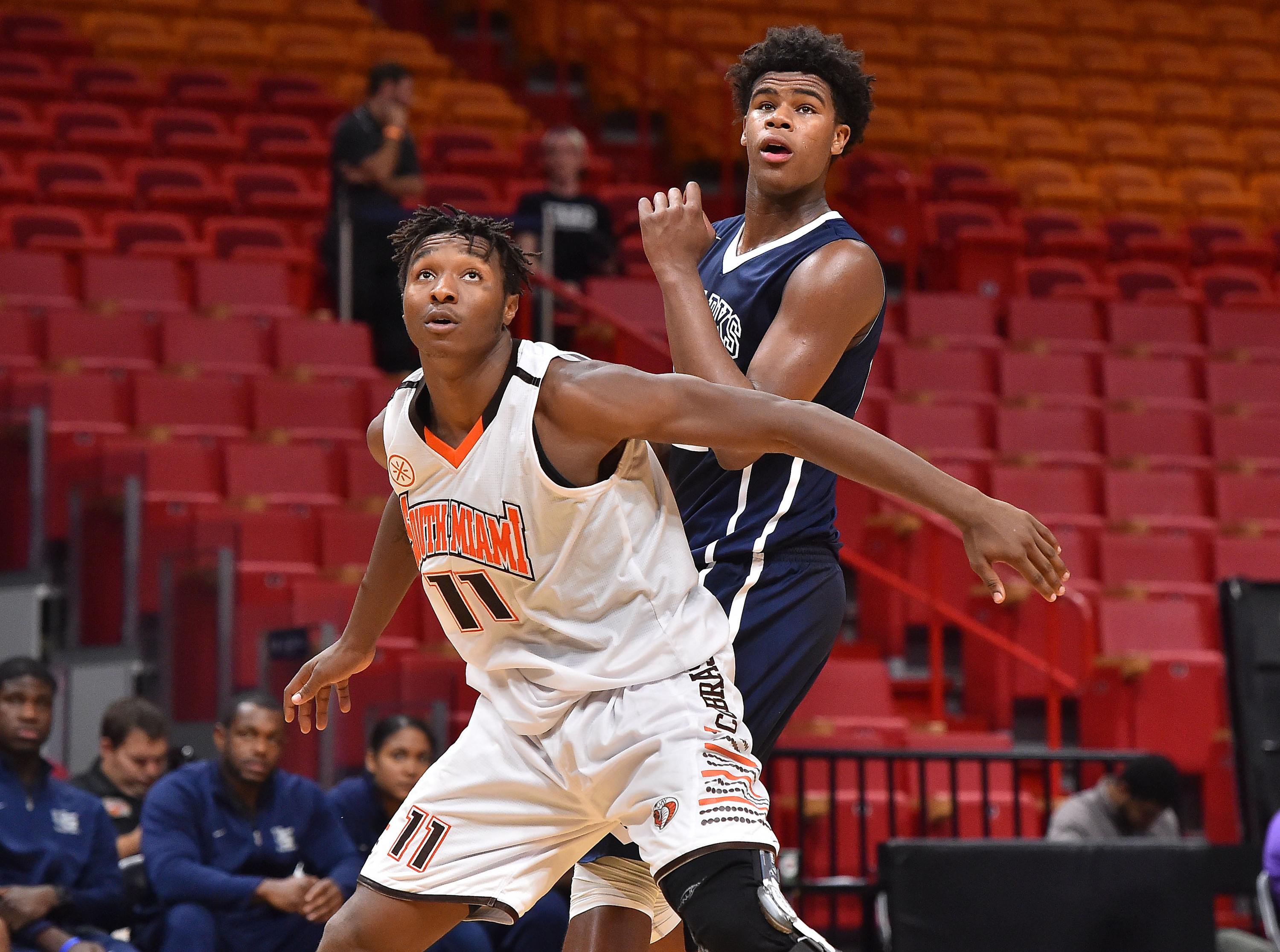 12/8/16 9:57:37 PM -- Miami, FL, U.S.A -- South Miami gaurd Latravian Glover (11) and University School forward Vernon Carey Jr (22) battle for position on the court during the second half of the HoopHall Miami Invitational. -- Photo by Jasen Vinlove-USA TODAY Sports Images, Gannett ORG XMIT: US 135835 hoophall 12/8/2016 [Via MerlinFTP Drop]
