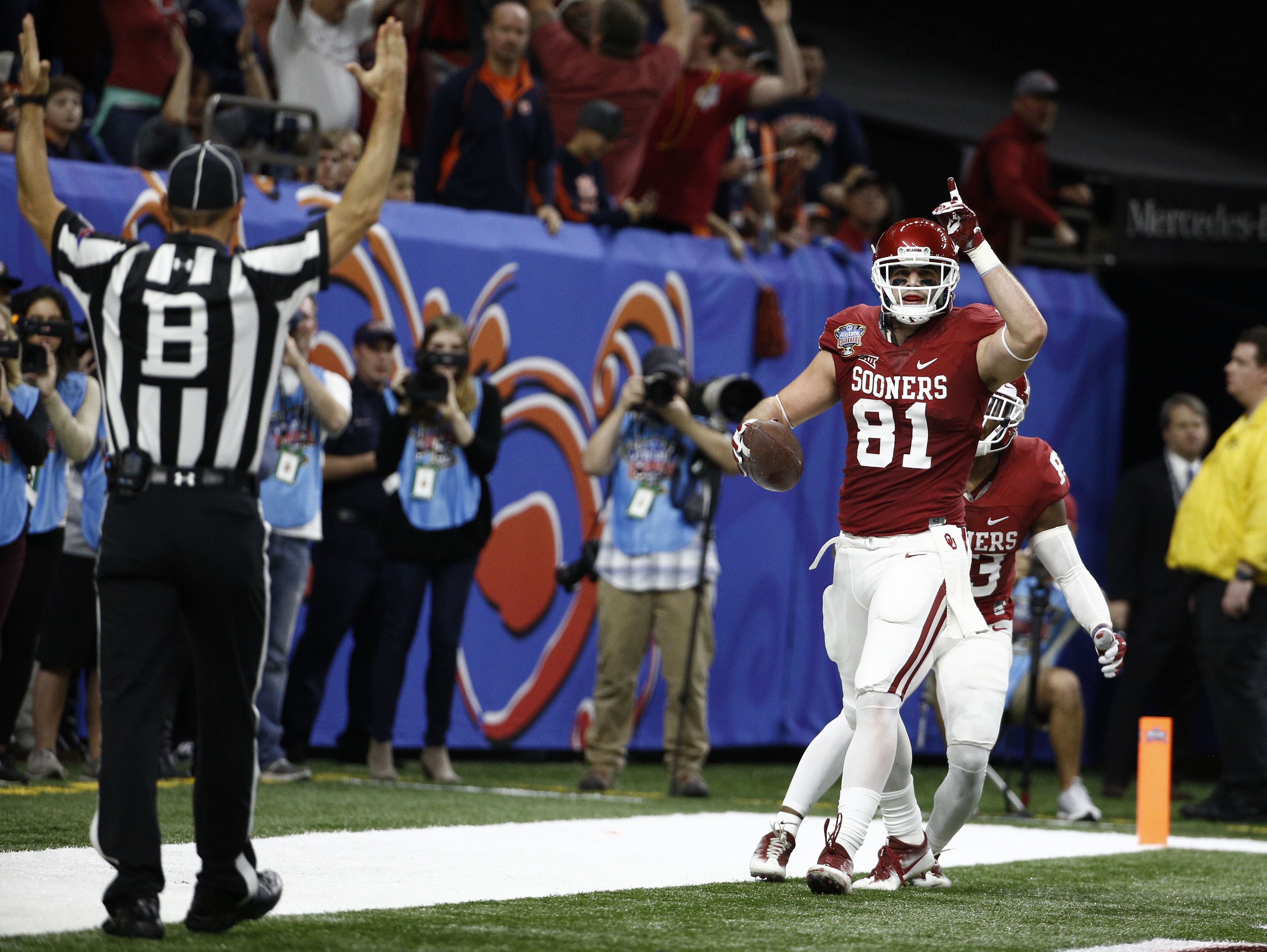 Oklahoma Sooners wide receiver Mark Andrews (81) reacts after catching a pass for a touchdown against the Auburn Tigers in the second quarter of the 2017 Sugar Bowl at the Mercedes-Benz Superdome.