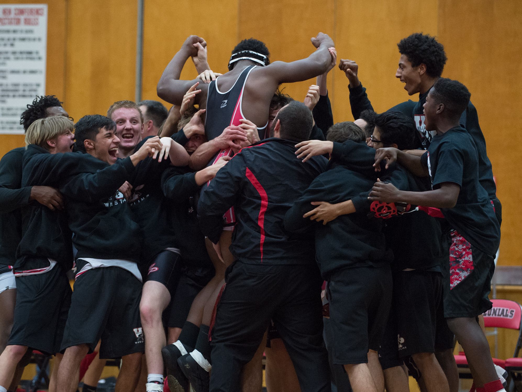 Late pins send William Penn past Charter USA TODAY High School Sports