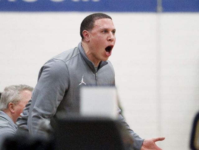 Mike Bibby in preliminary discussions for Sac State coaching job