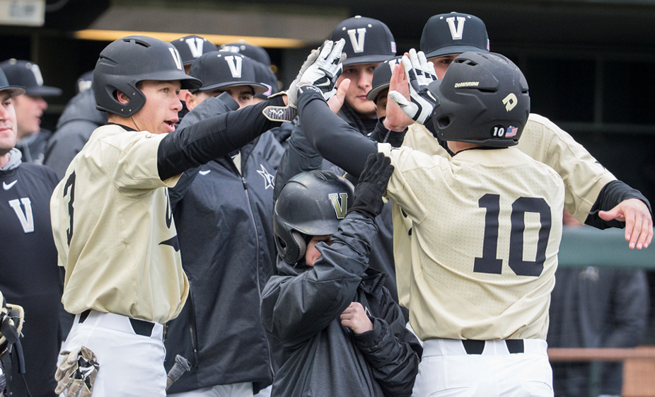 Recruiting Column: Interview with Vanderbilt baseball coach Tim Corbin |  USA TODAY High School Sports