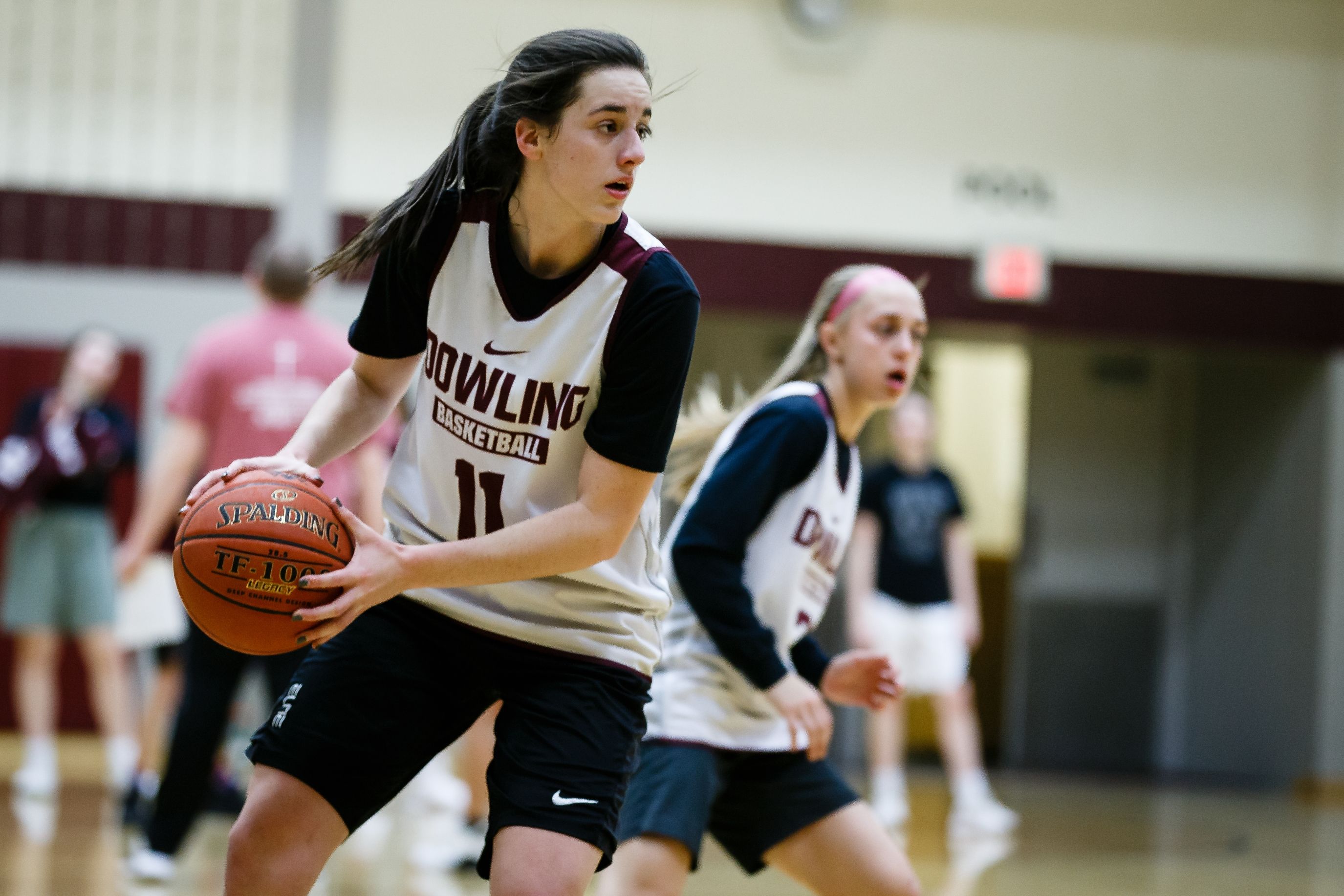 Recruiting: Dowling's Caitlin Clark earning national attention