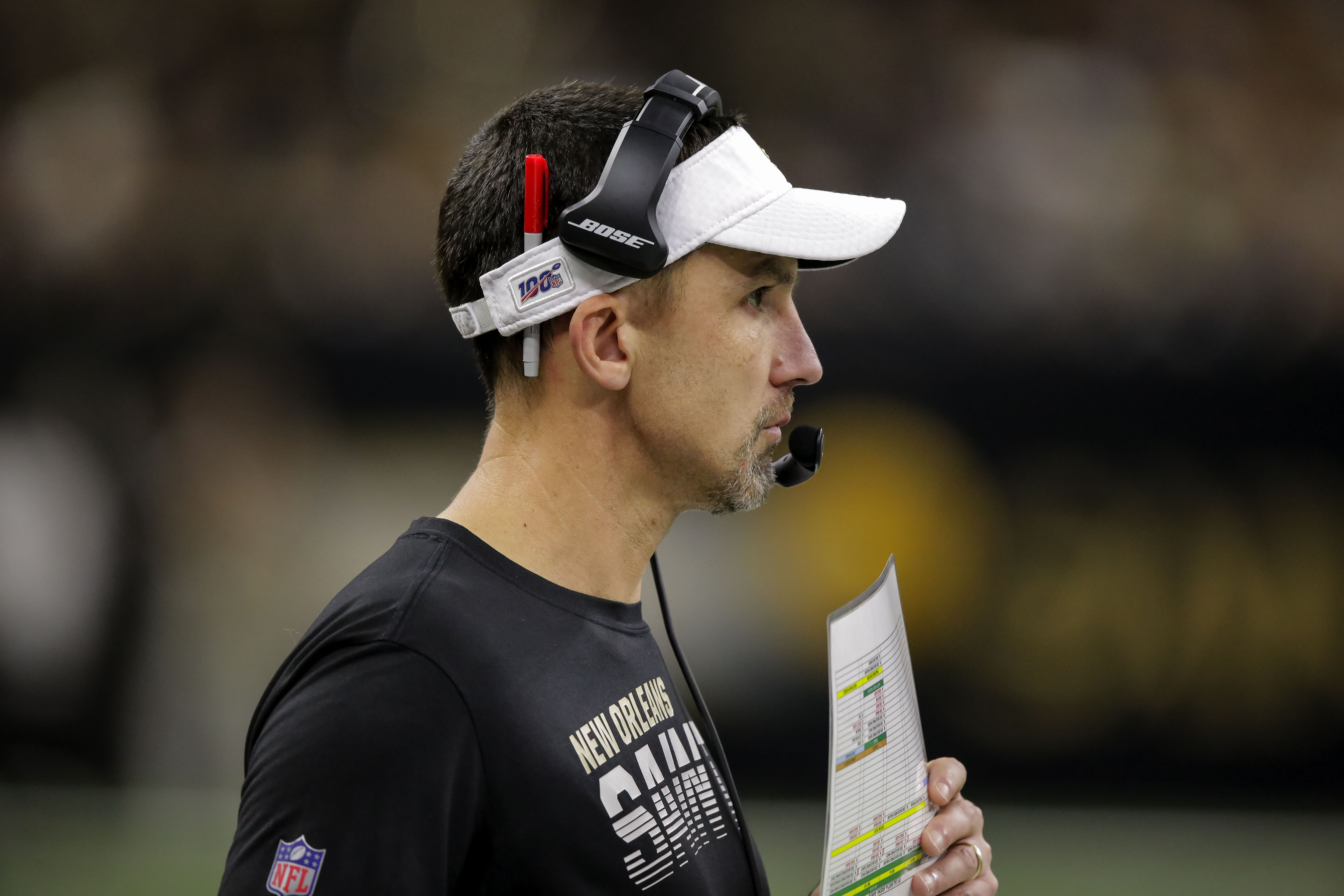 Who are the offensive and defensive coordinators for each of the 32 NFL