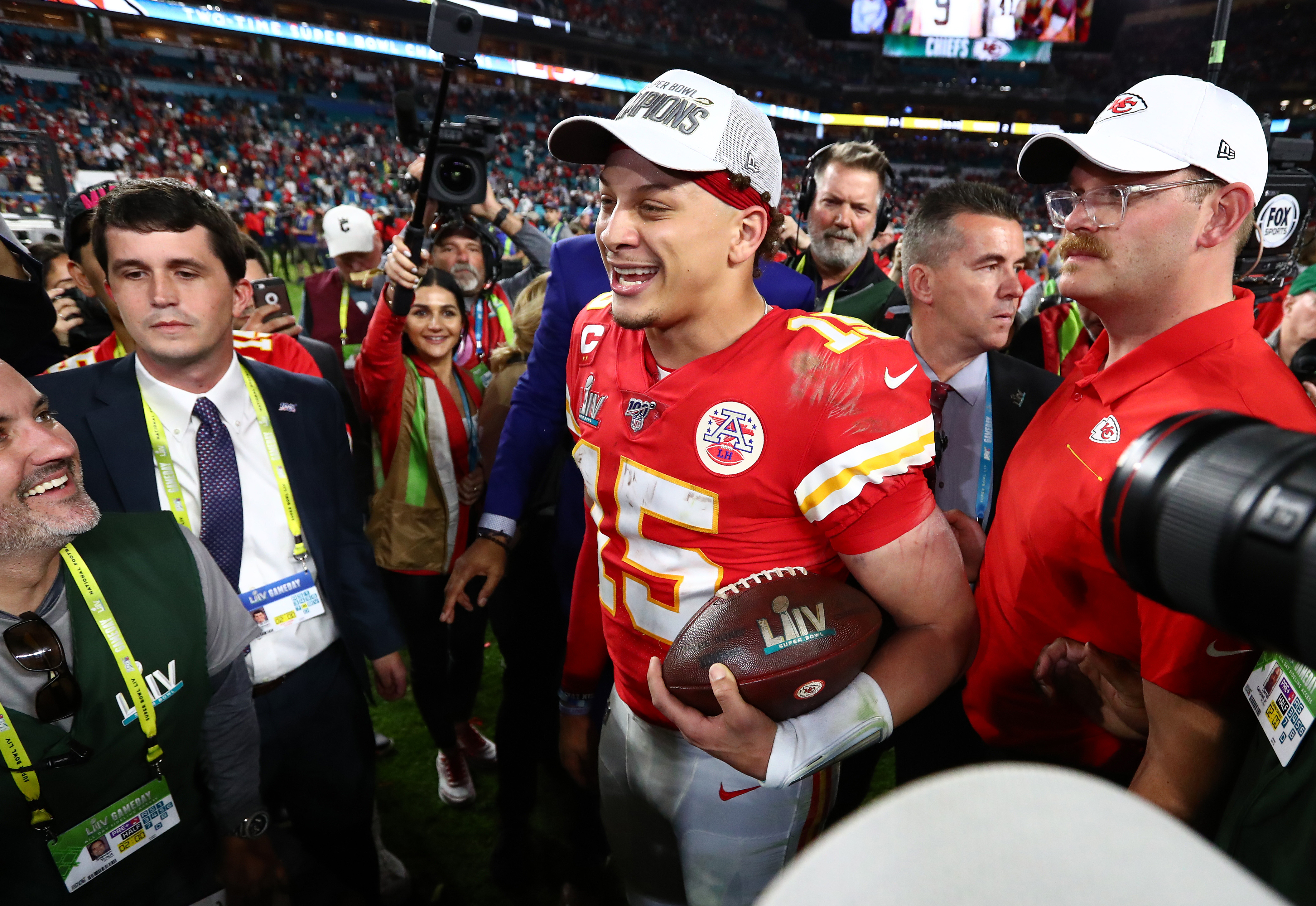 Patrick Mahomes joins list of elite athletes as team owners